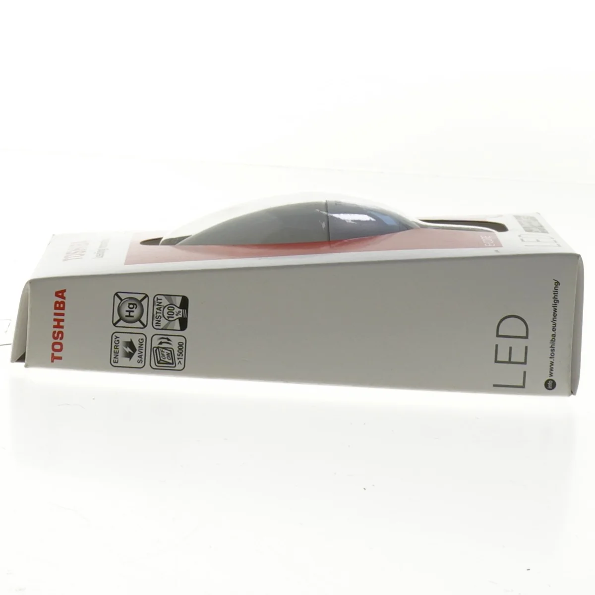 Toshiba LED-lyspære E14 4W fra Toshiba (str. 11 cm)