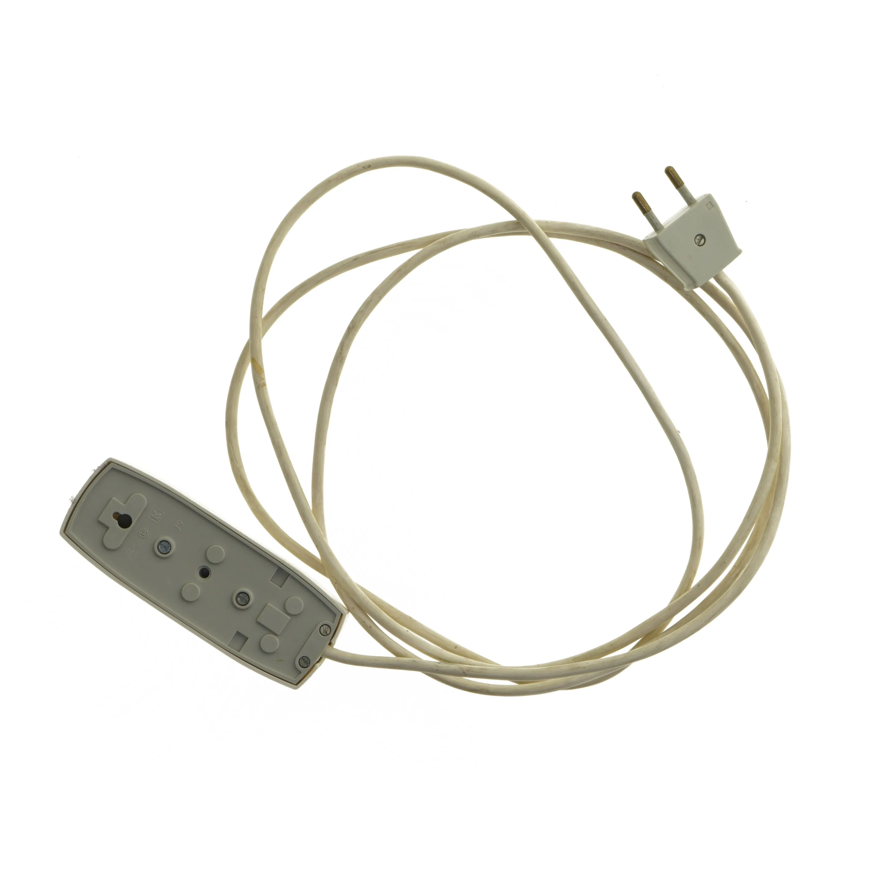 Forlængerledning med 3 stik (str. 240 cm)