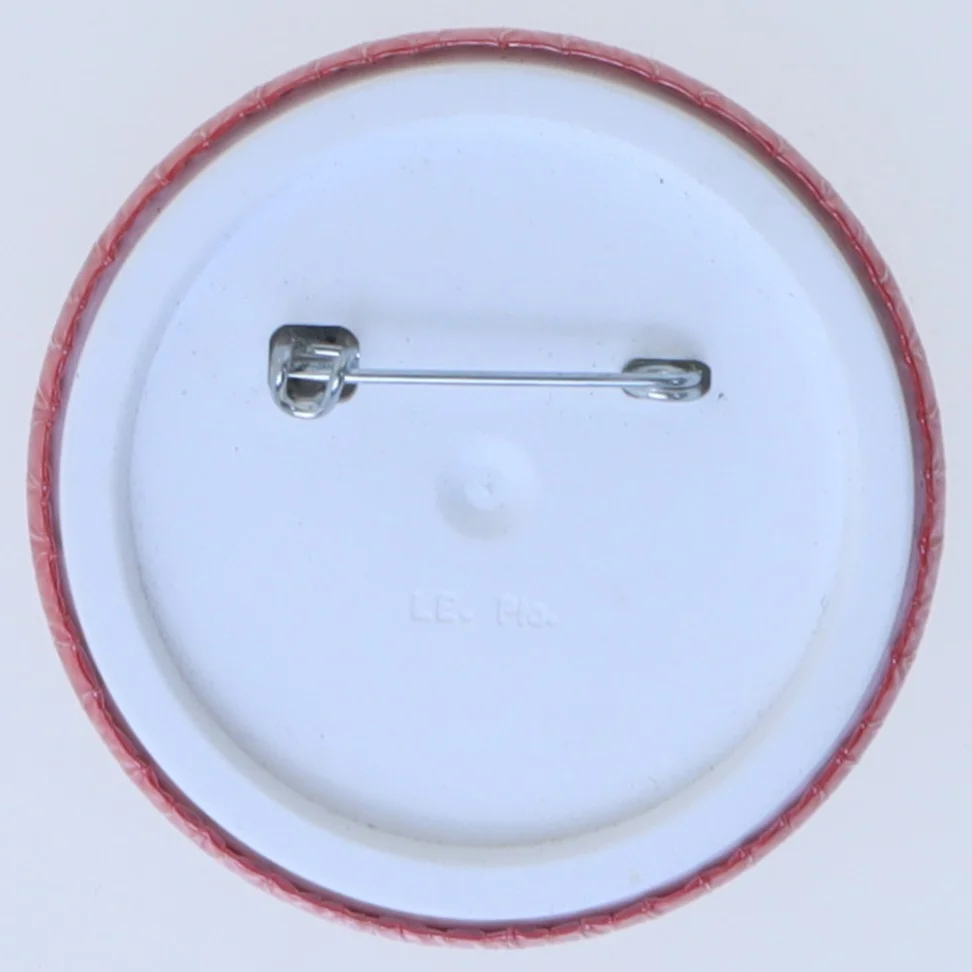 Badge med sjov tekst (str. Ø 5,5 cm)