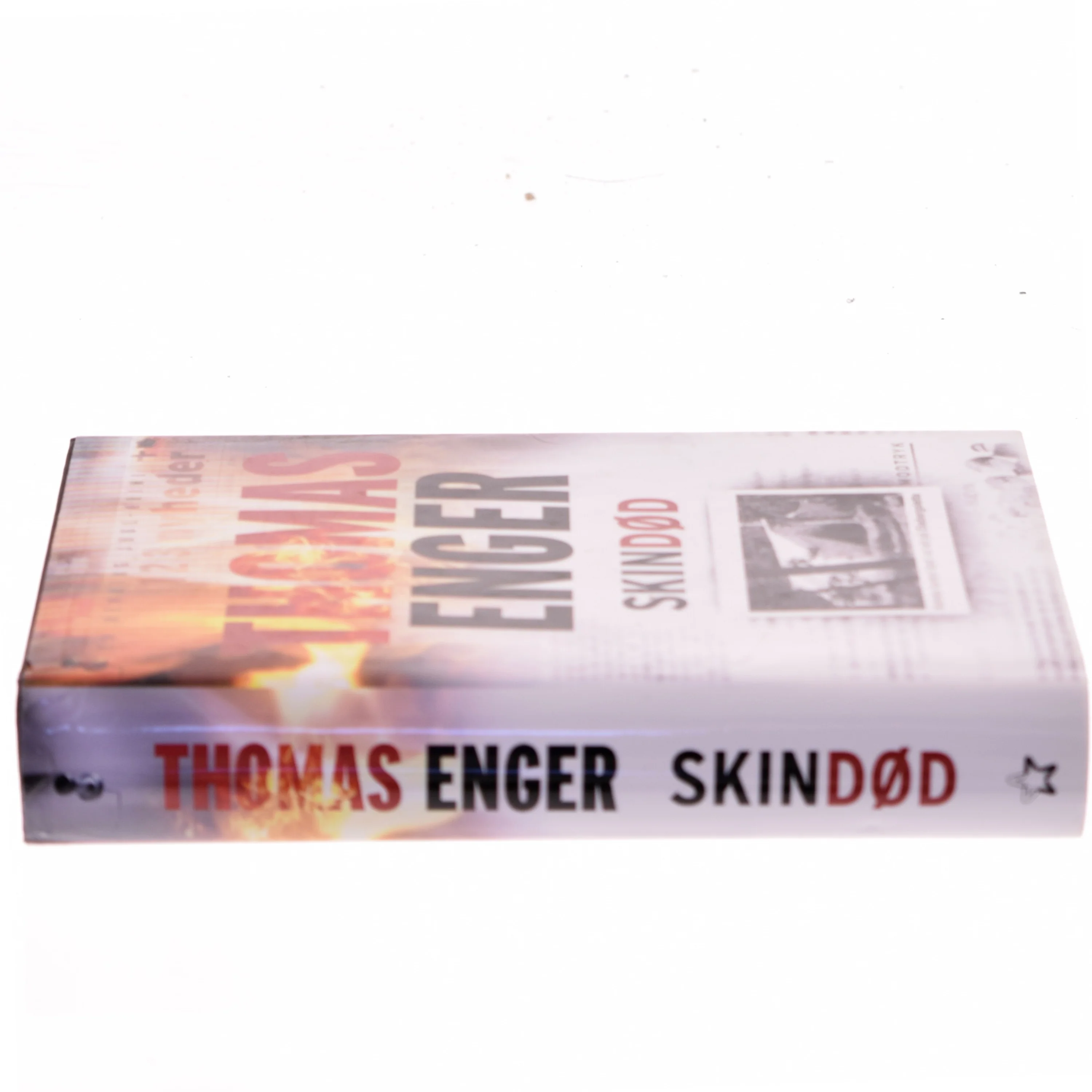 Skindød af Thomas Enger (Bog)