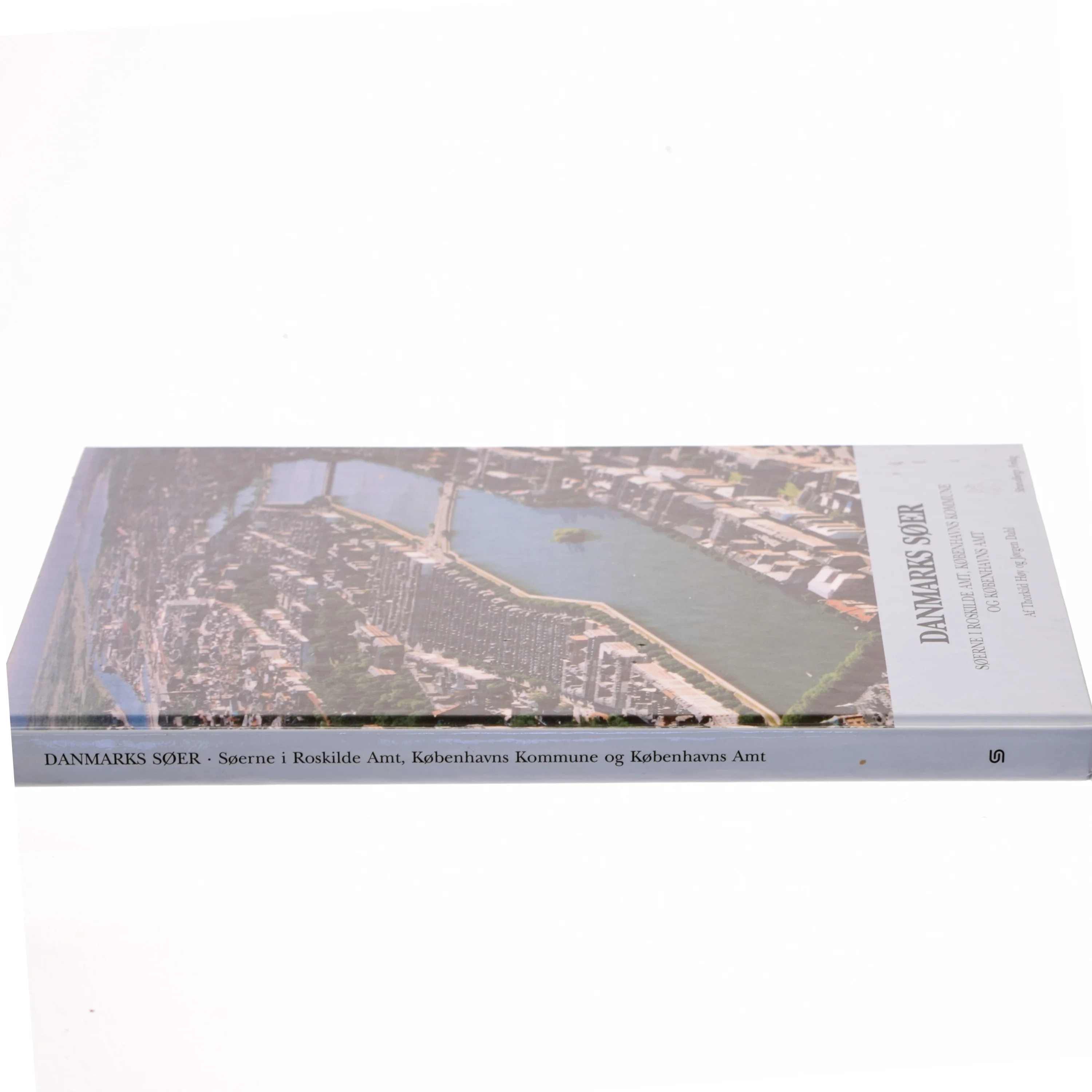 Bog om Danmarks Søer fra Strandbergs Forlag