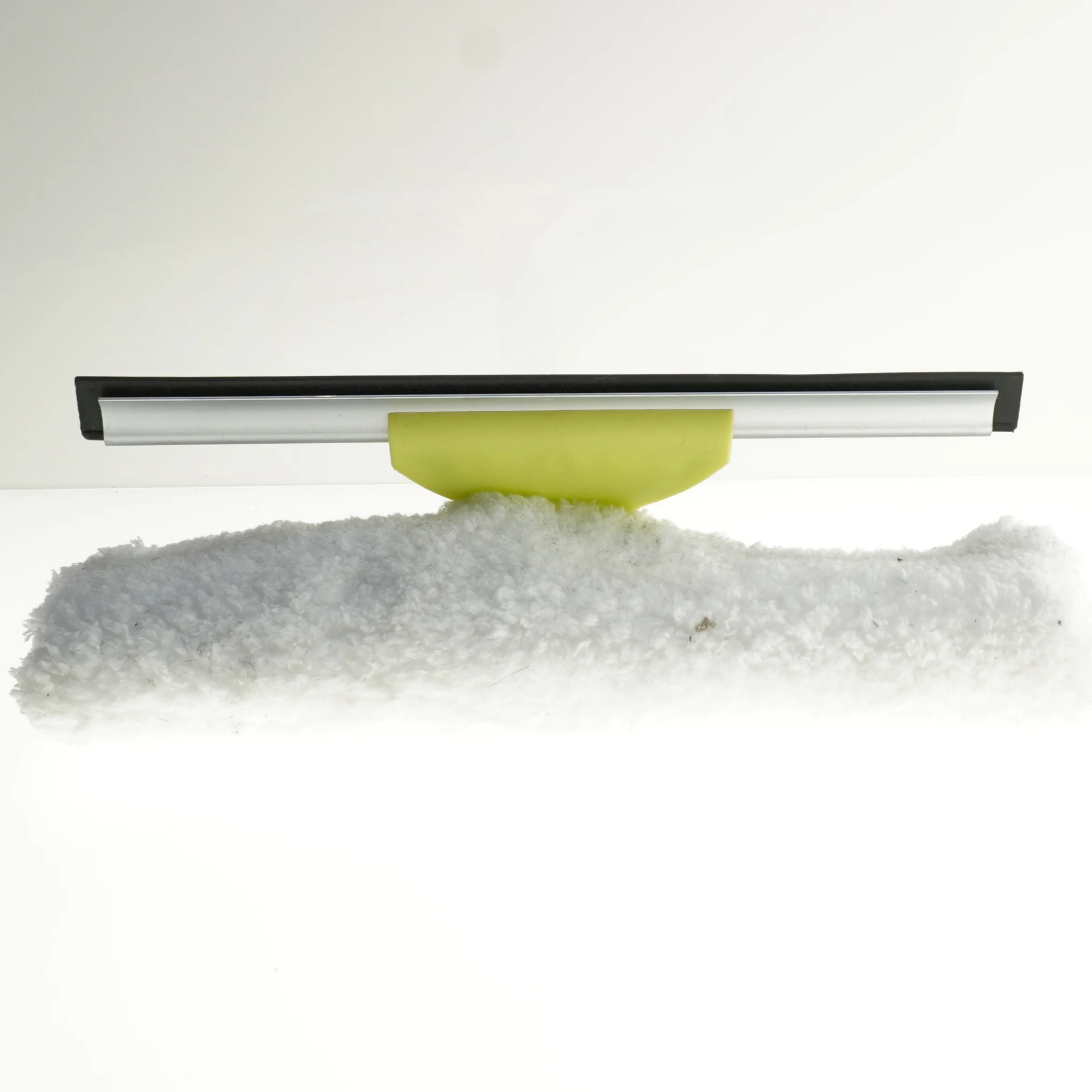 Vinduesvasker med skraber