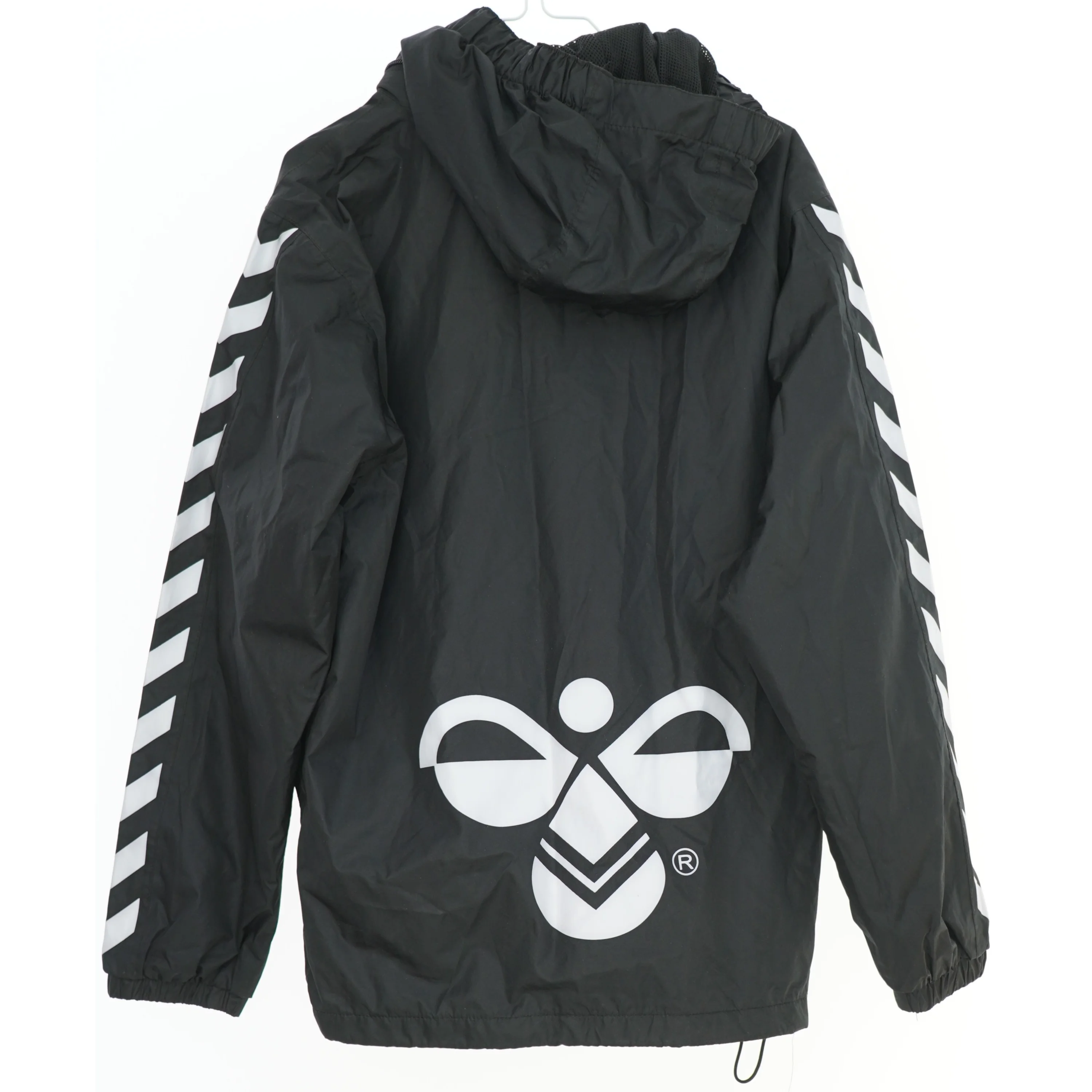 Sort jakke med hætte fra Hummel (str. 140)