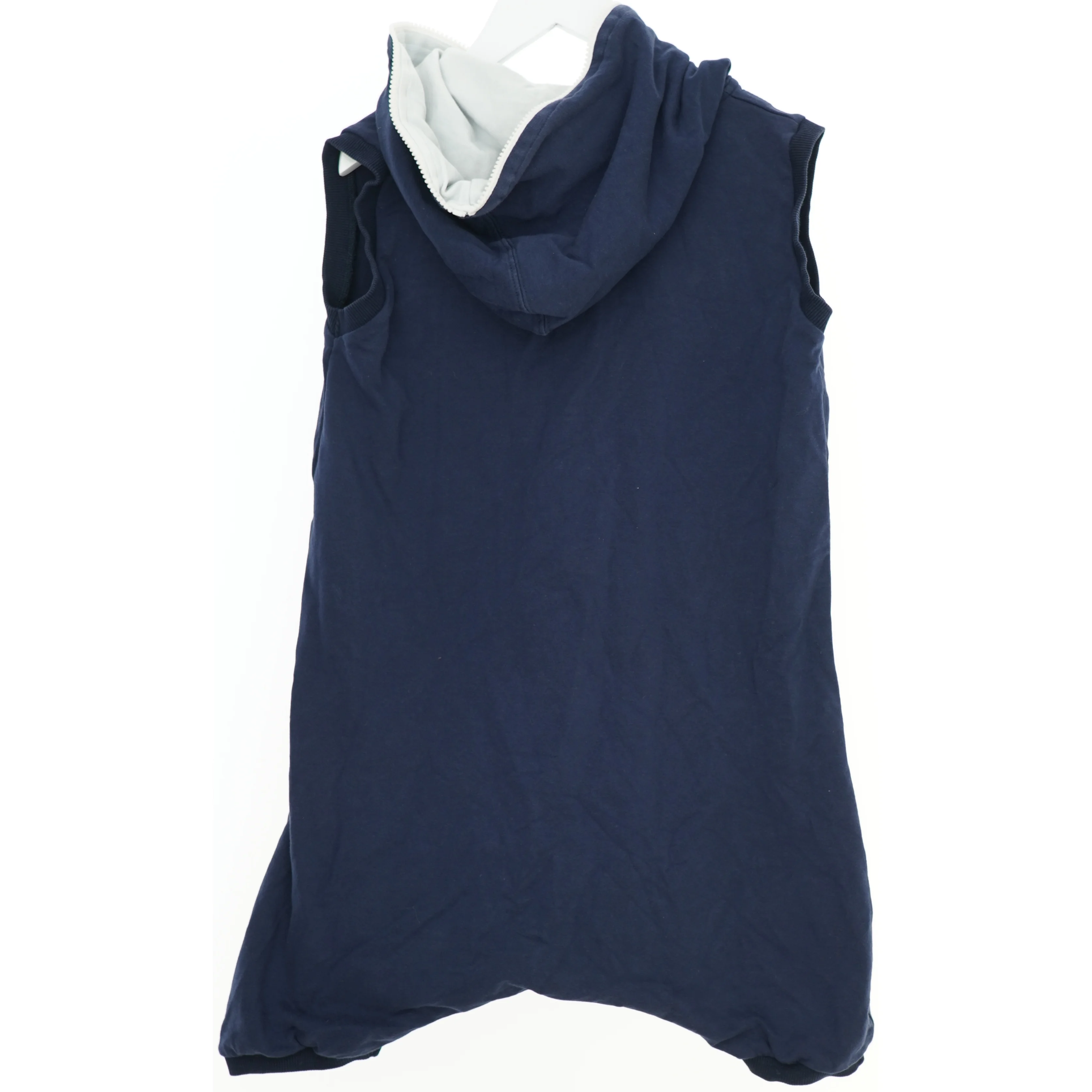 Buksedragt uden ben og ærmer fra JEFF (str. 140 cm)