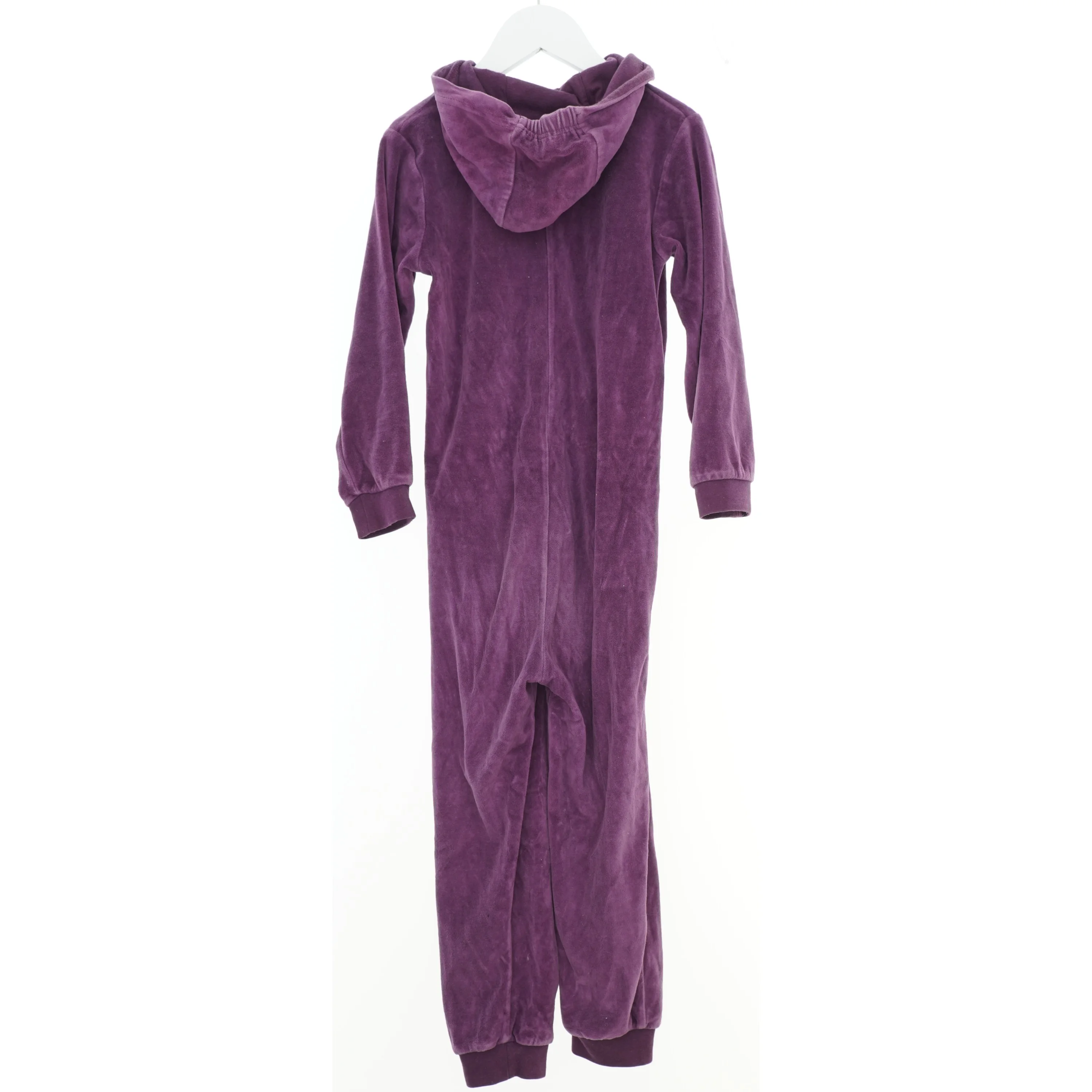 Lilla heldragt med hætte fra Pretty Sille (str. 110)