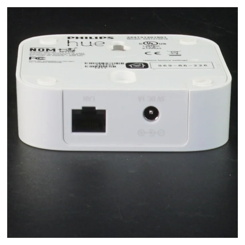 Philips Hue Bridge fra Philips (str. 9 x 9 cm)