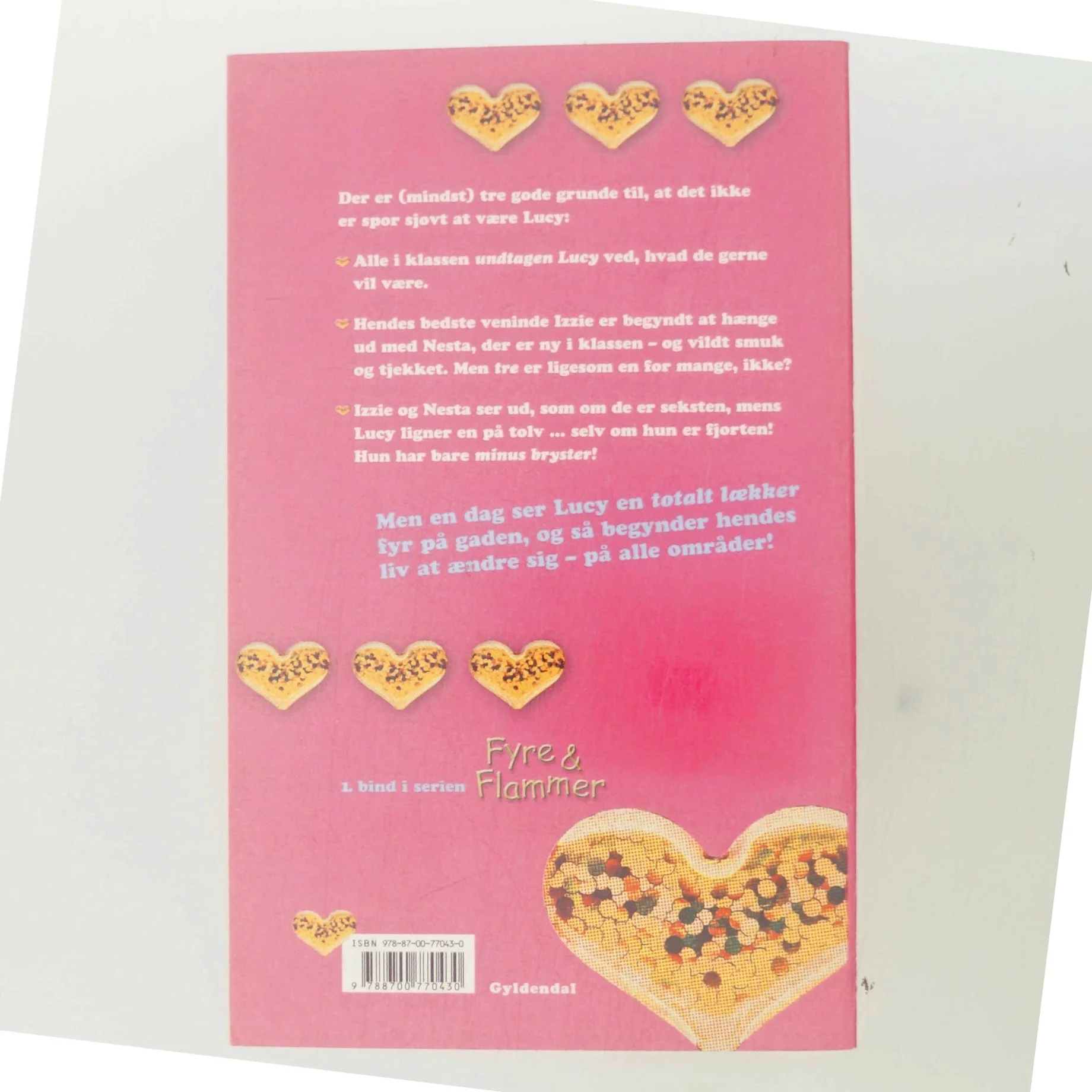 Fyre & flammer og oppustelige bh'er af Cathy Hopkins (Bog)