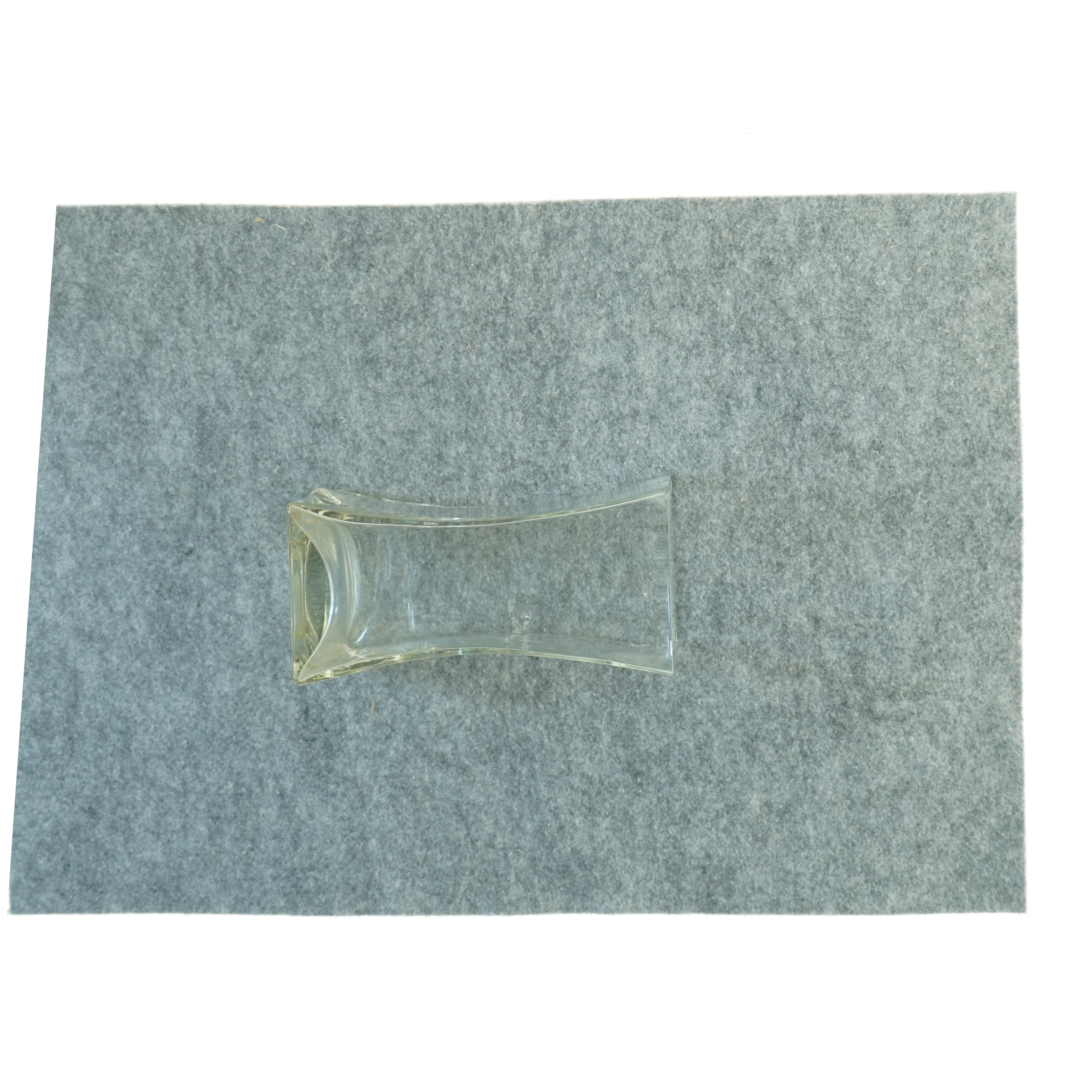 Gennemsigtig glasvase (str. 20 x 10 cm)