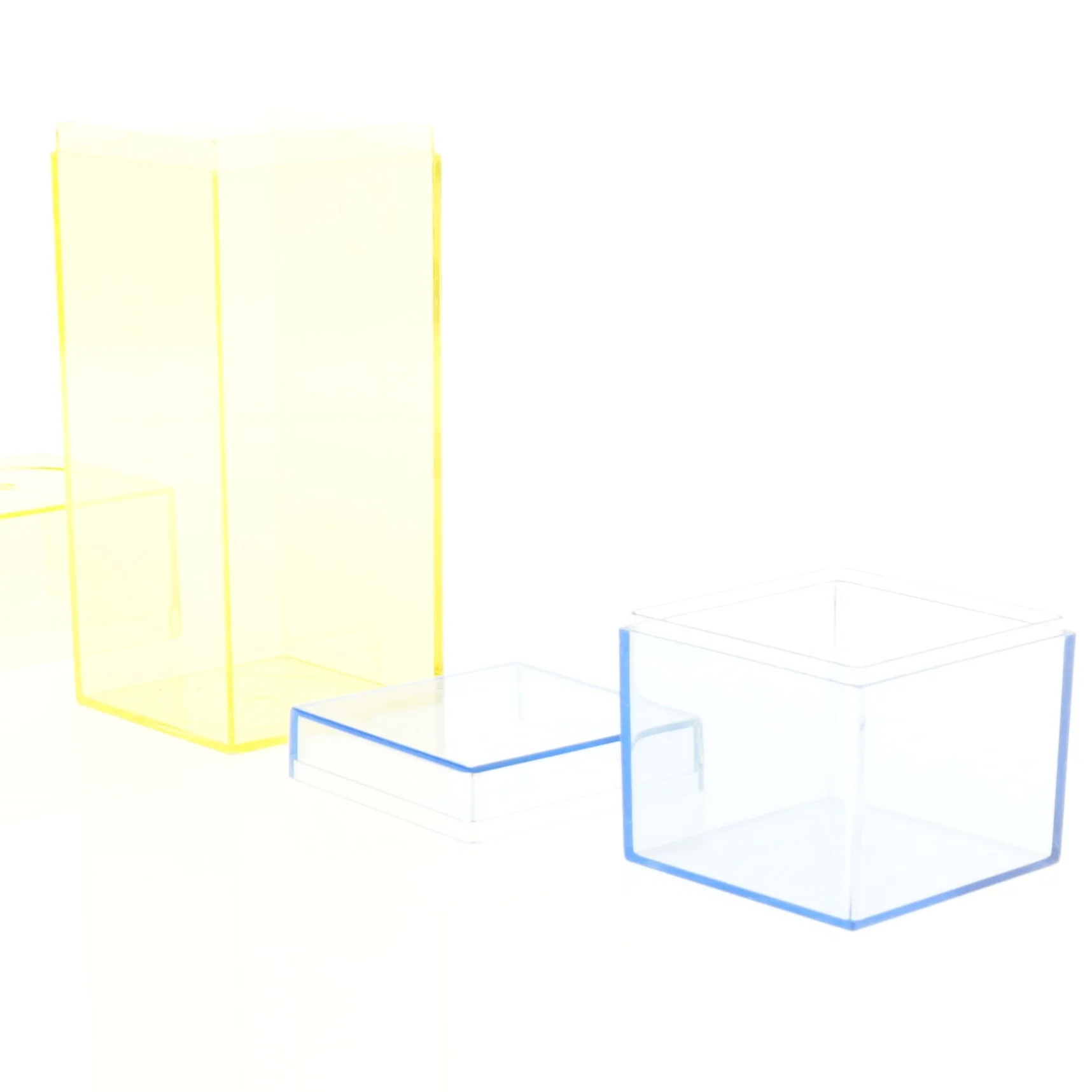 Transparente CD Cases i gul og blå (str. 6 x 6 cm og 16 x 6 cm)