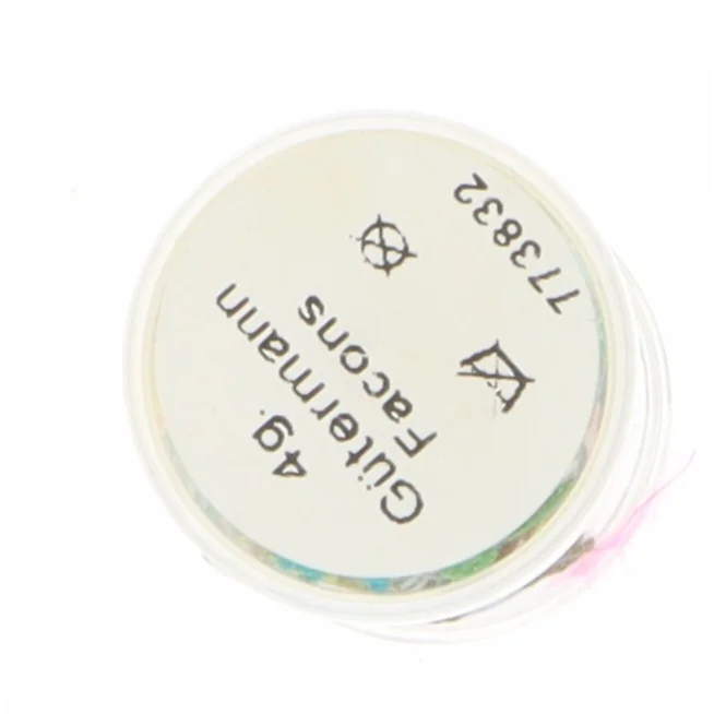 Kreativt konfetti i forskellige farver fra Stof 2000 (str. 5 og en halv cm x 2 og en halv cm)