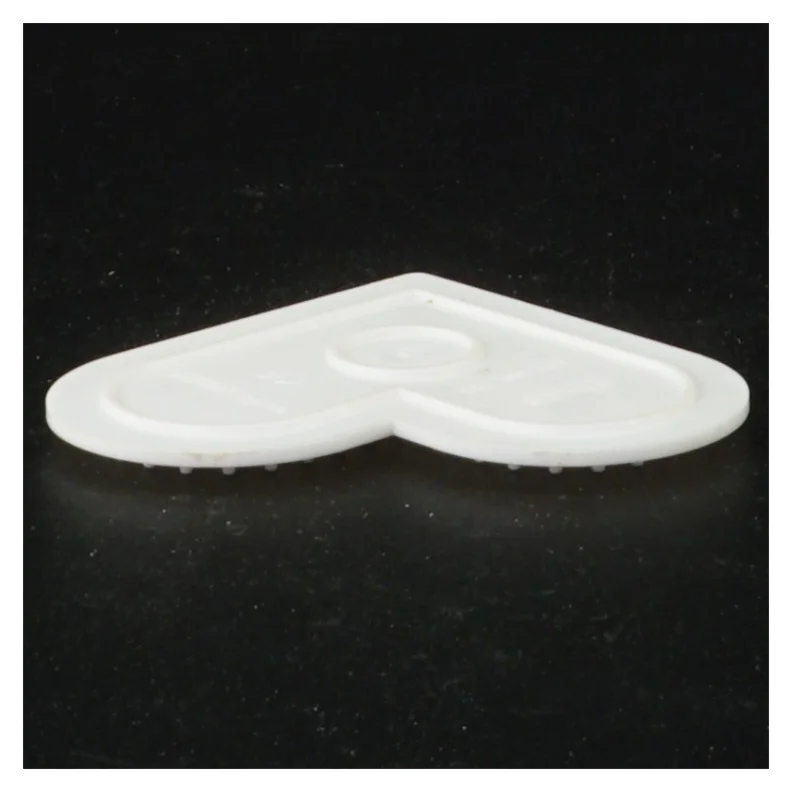 Hjerteformet Perleplade fra Hama (str. 9 x 8 cm)