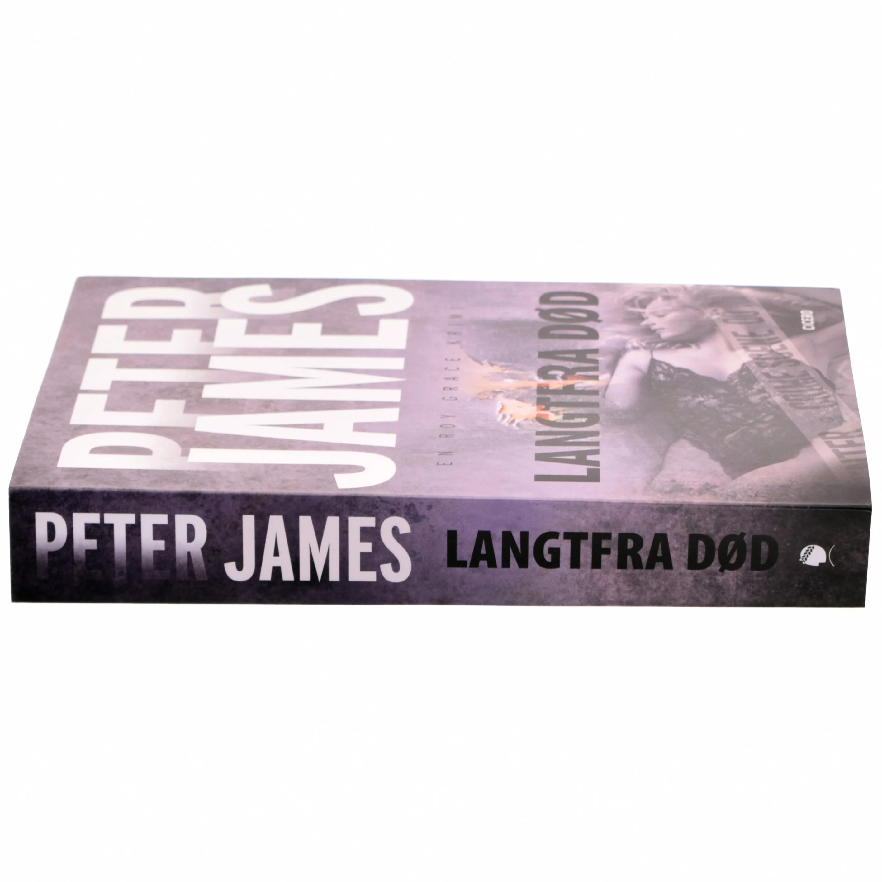 Langtfra død af Peter James (Bog)