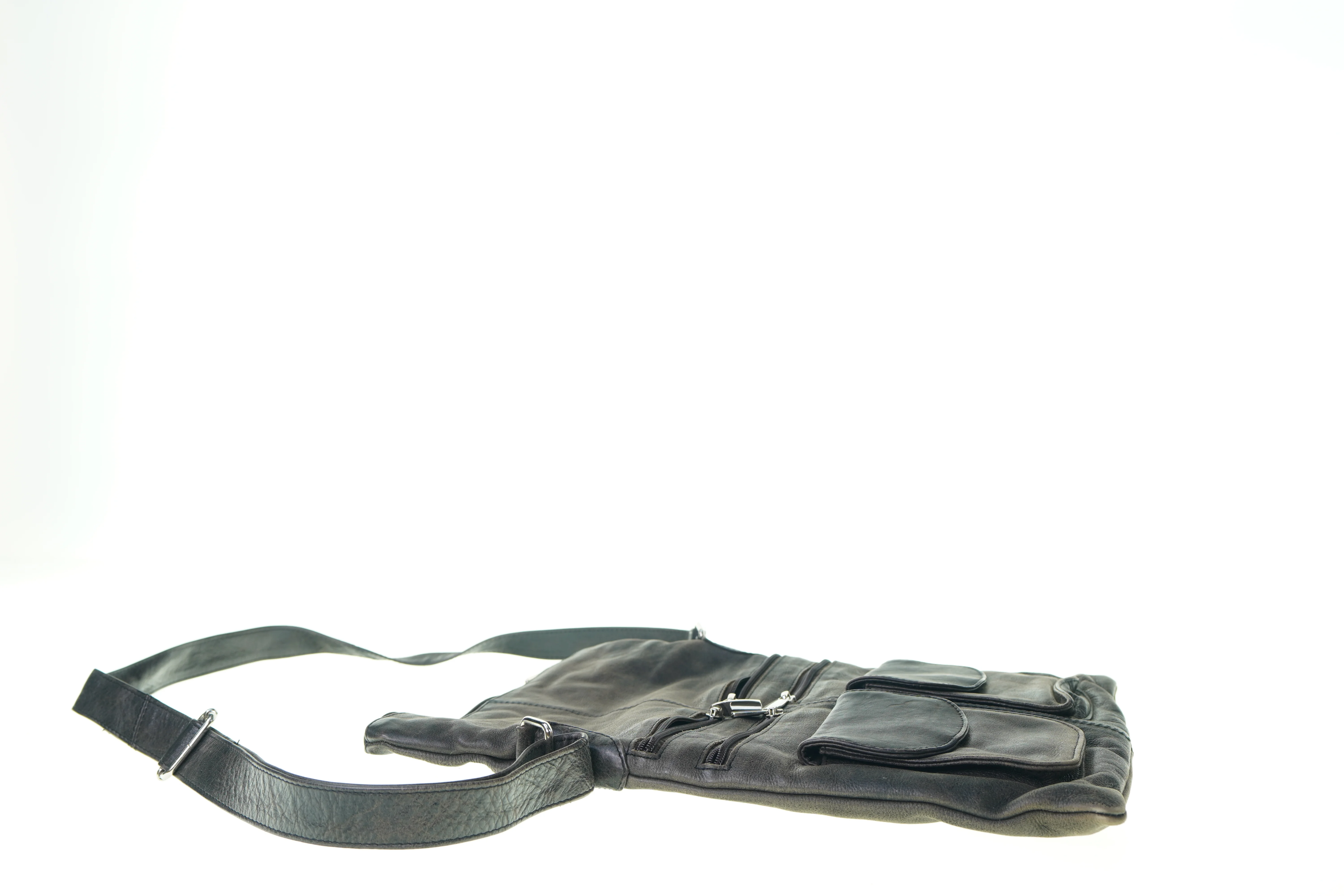 Skuldertaske (str. 37 x 27 )