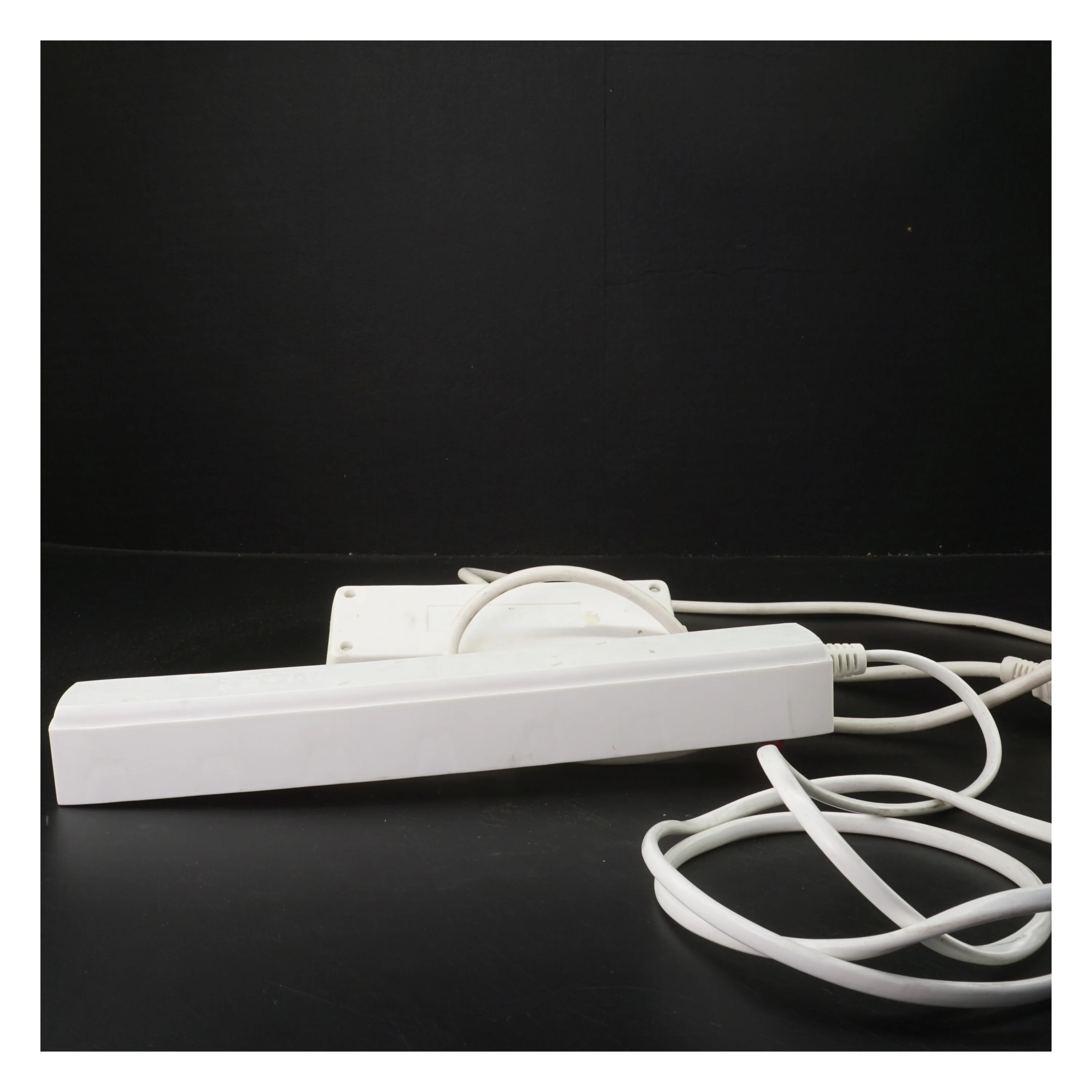 Stikdåse med switch (str. 30 cm og 15 cm)