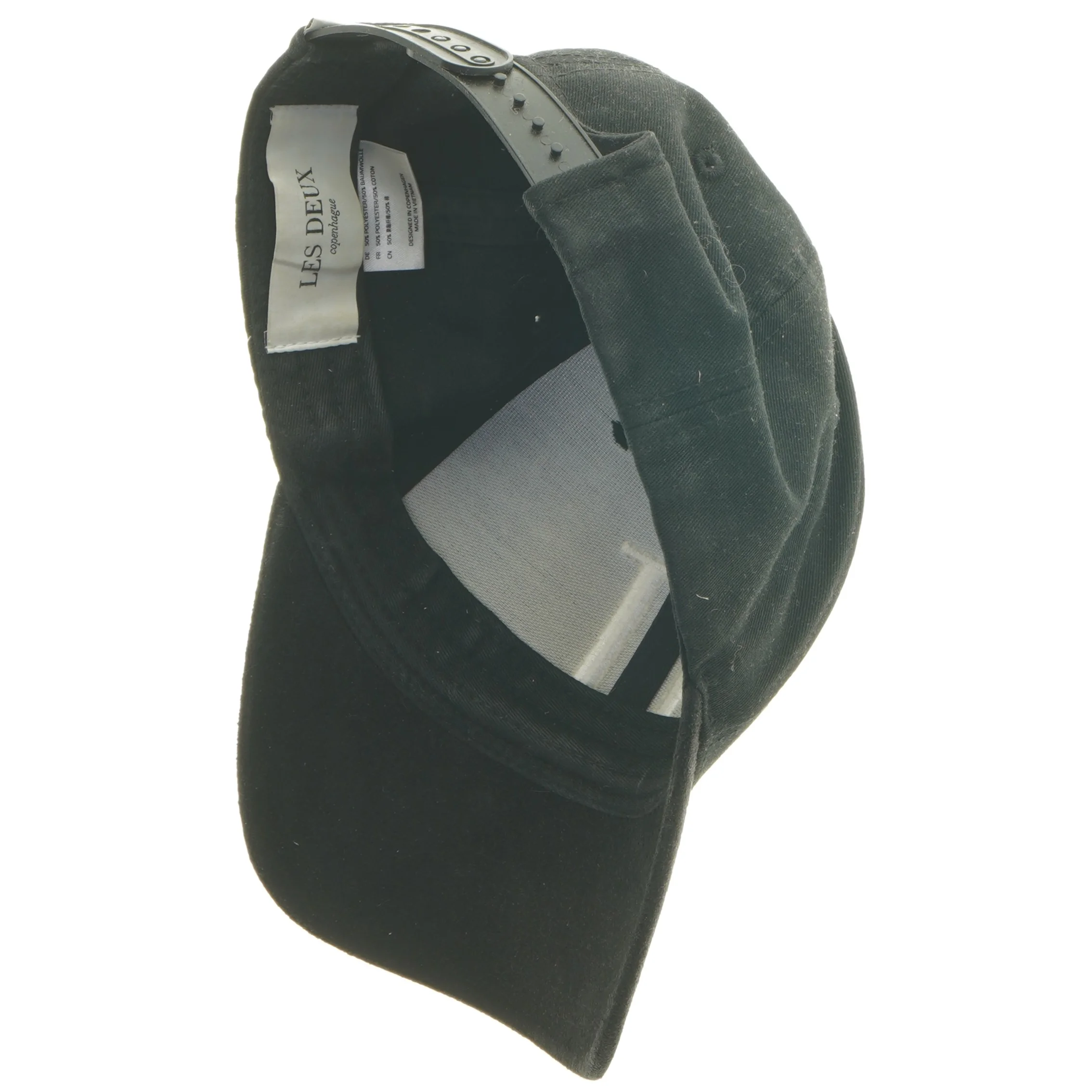 Sort kasket med 'II' fra Les Deux (str. Ø 19 cm)