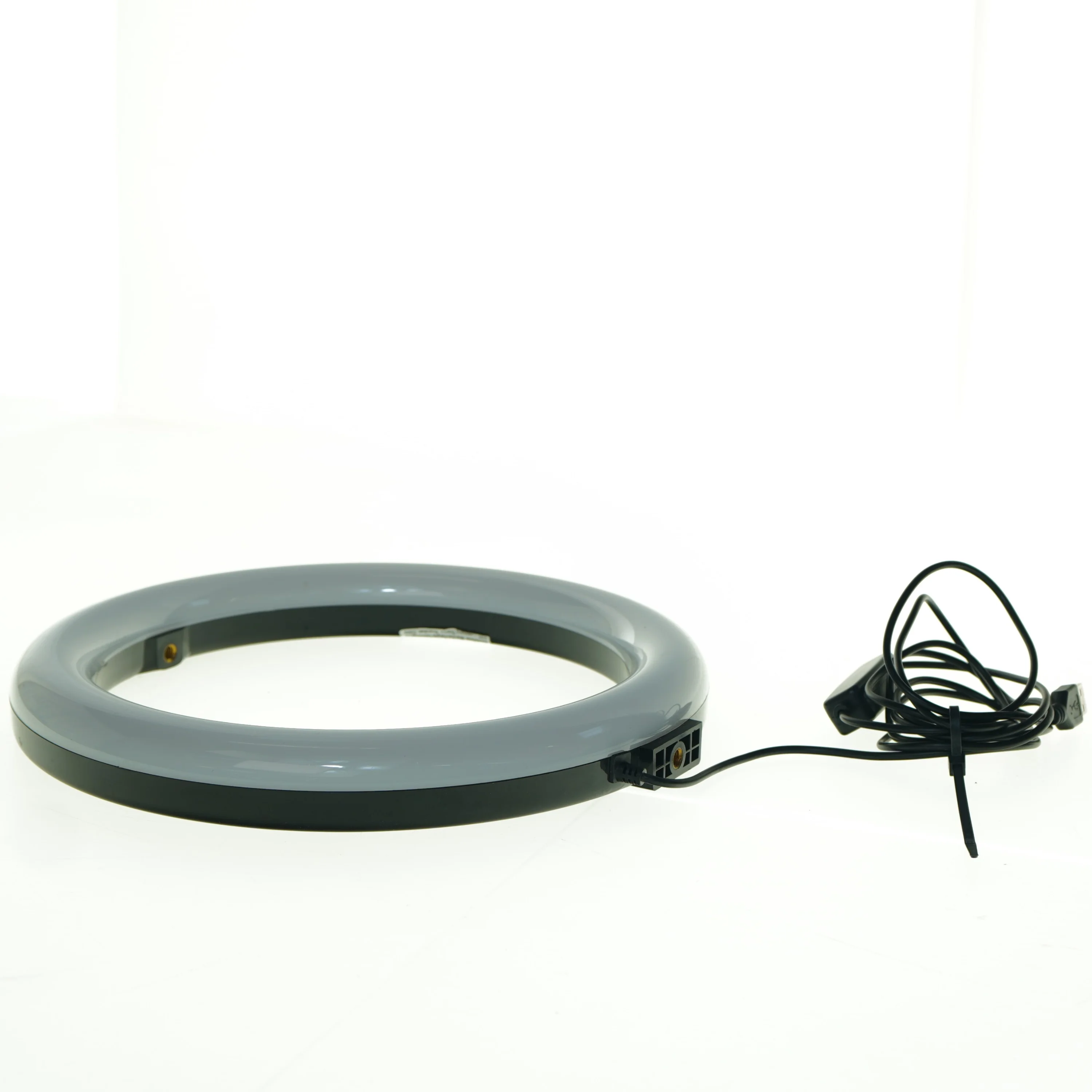 LED-ringlys fra Puluz (str. Diameter, 26 cm)