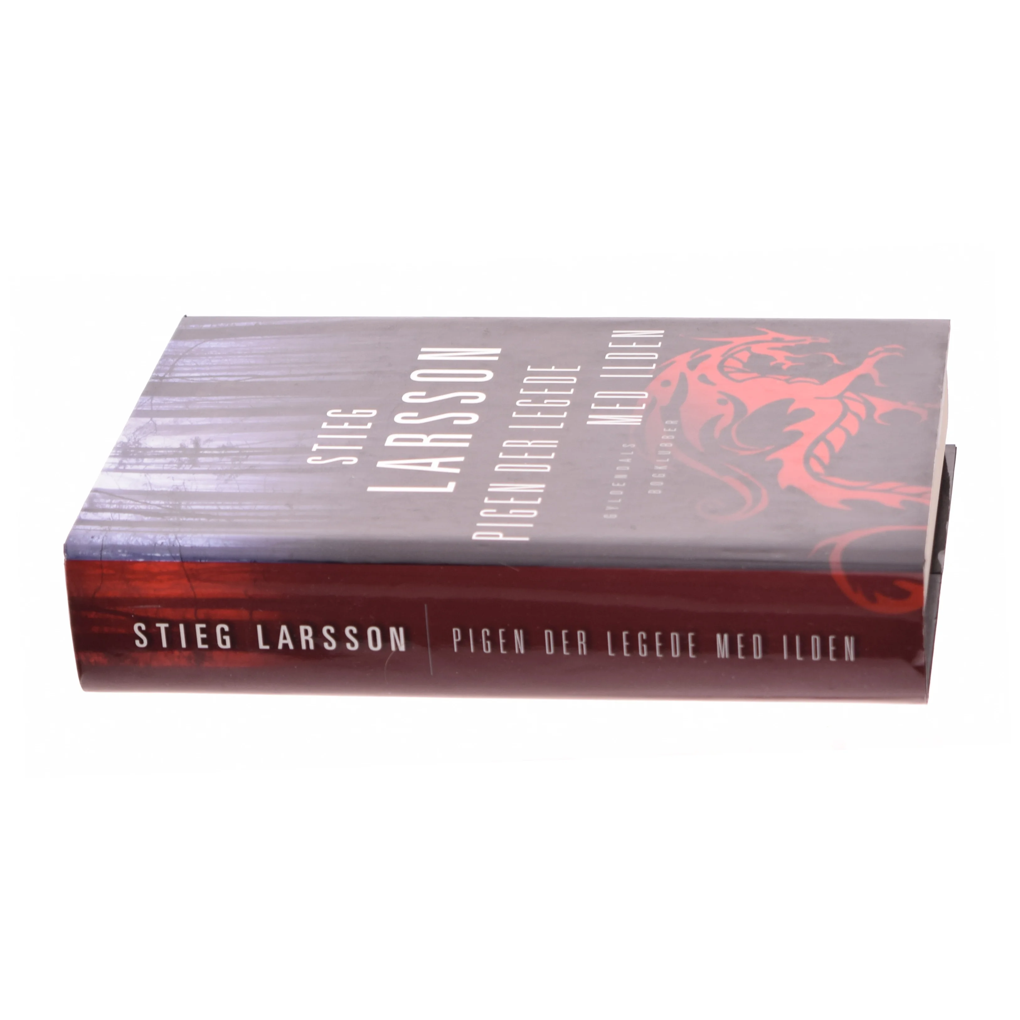 Pigen der legede med ilden af Stieg Larsson (Bog)