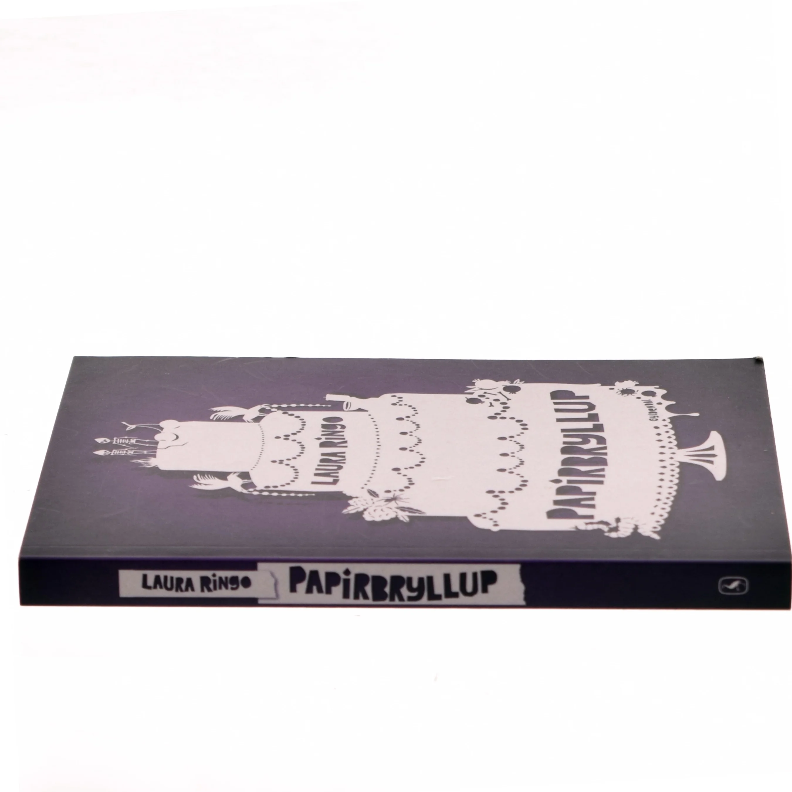 Papirbryllup af Laura Ringo (f. 1990) (Bog)