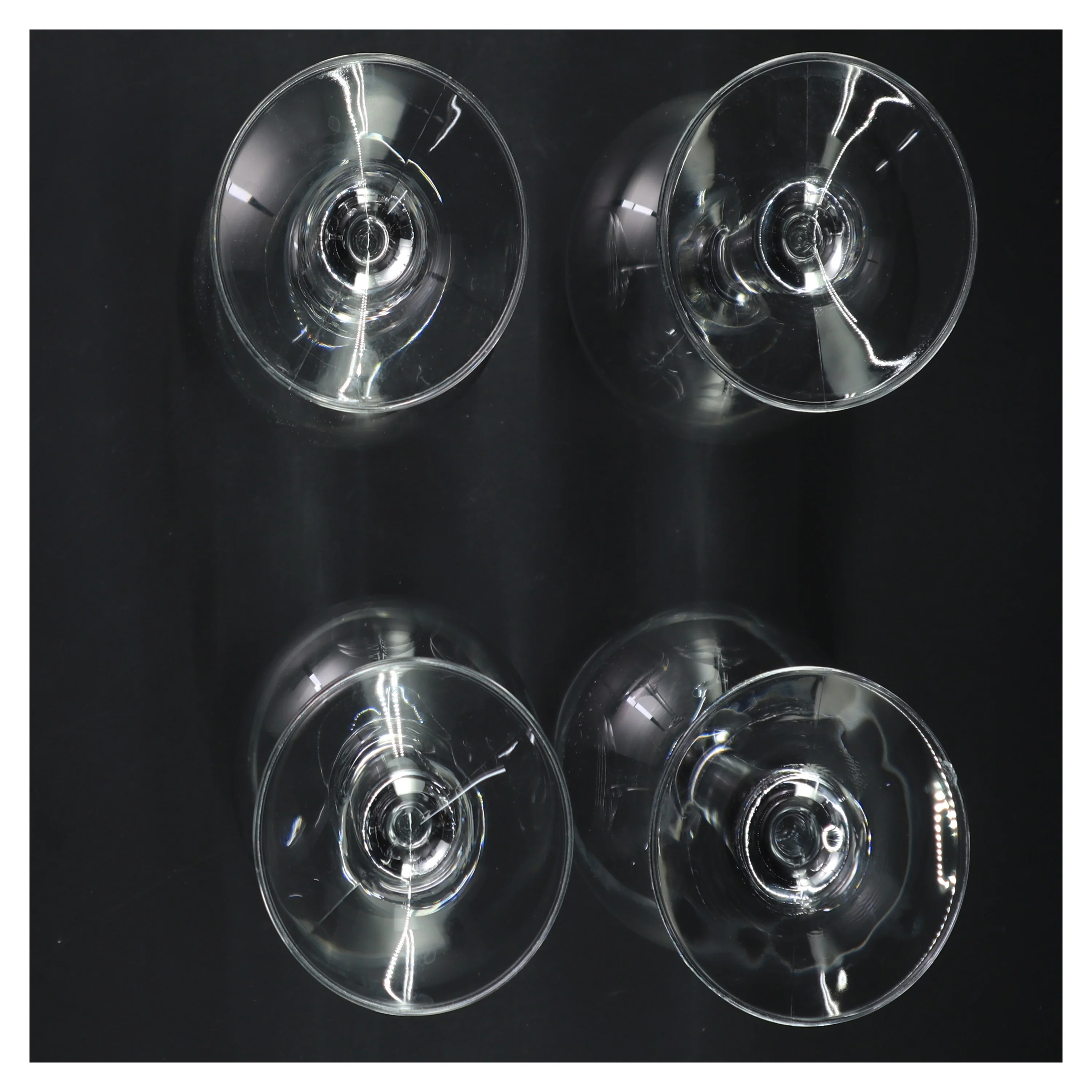 Sæt med 4 vinglas (str. 4 styk, 22 cm)