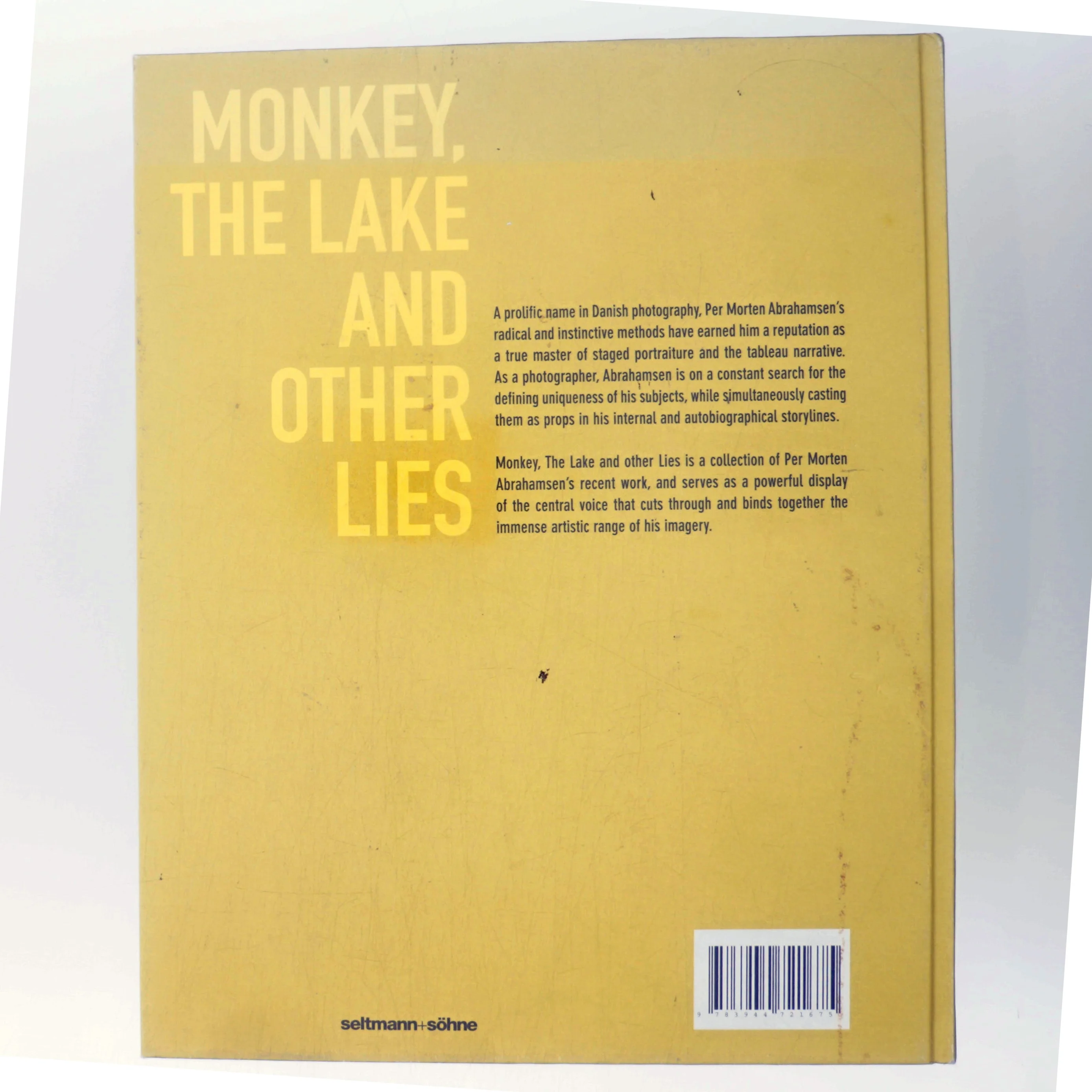 Monkey the Lake and Other Lies Hardcover | Indigo Chapters af Per Morten Abrahamsen (Bog)