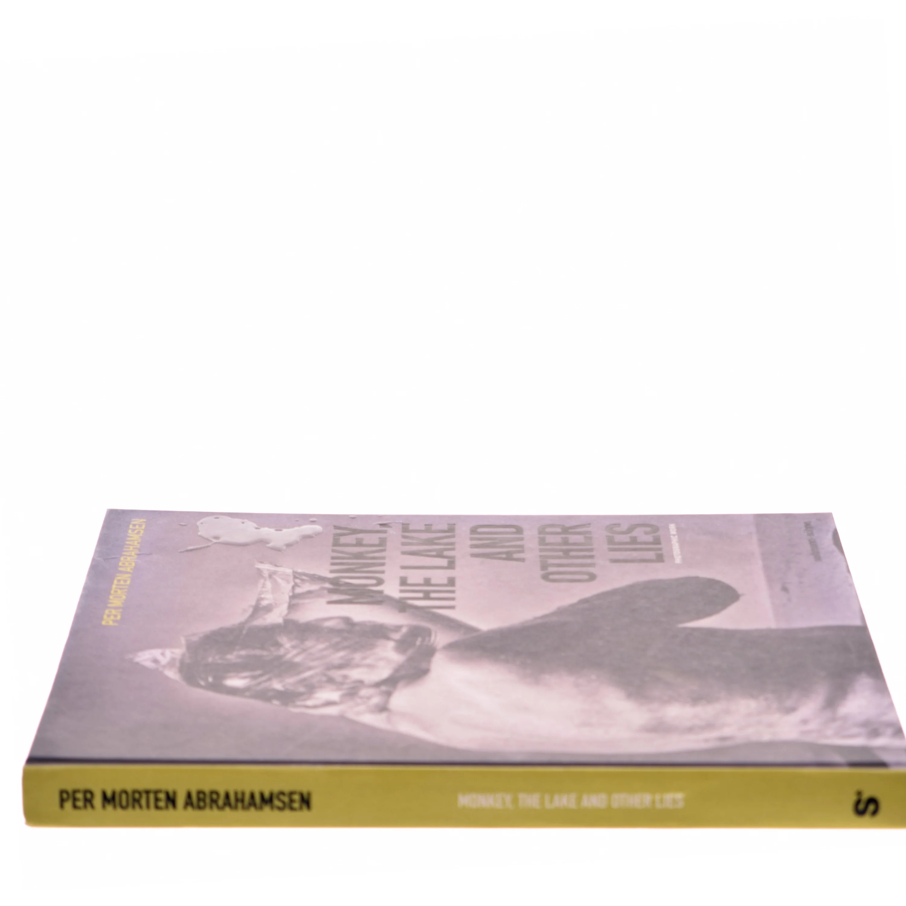 Monkey the Lake and Other Lies Hardcover | Indigo Chapters af Per Morten Abrahamsen (Bog)