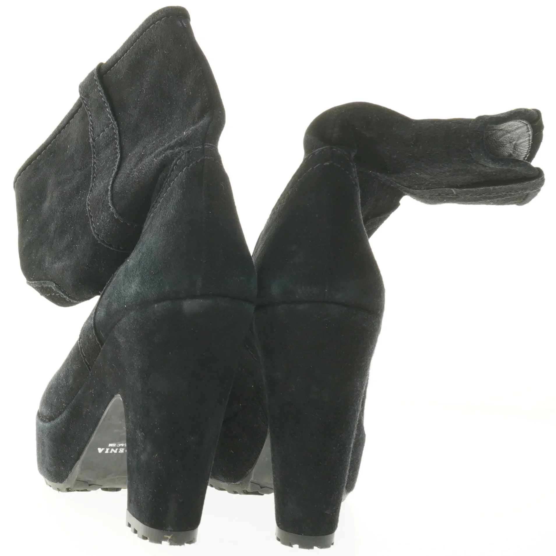 Sort støvle med høj hæl størrelse 36 fra Gardenia (str. 36 )