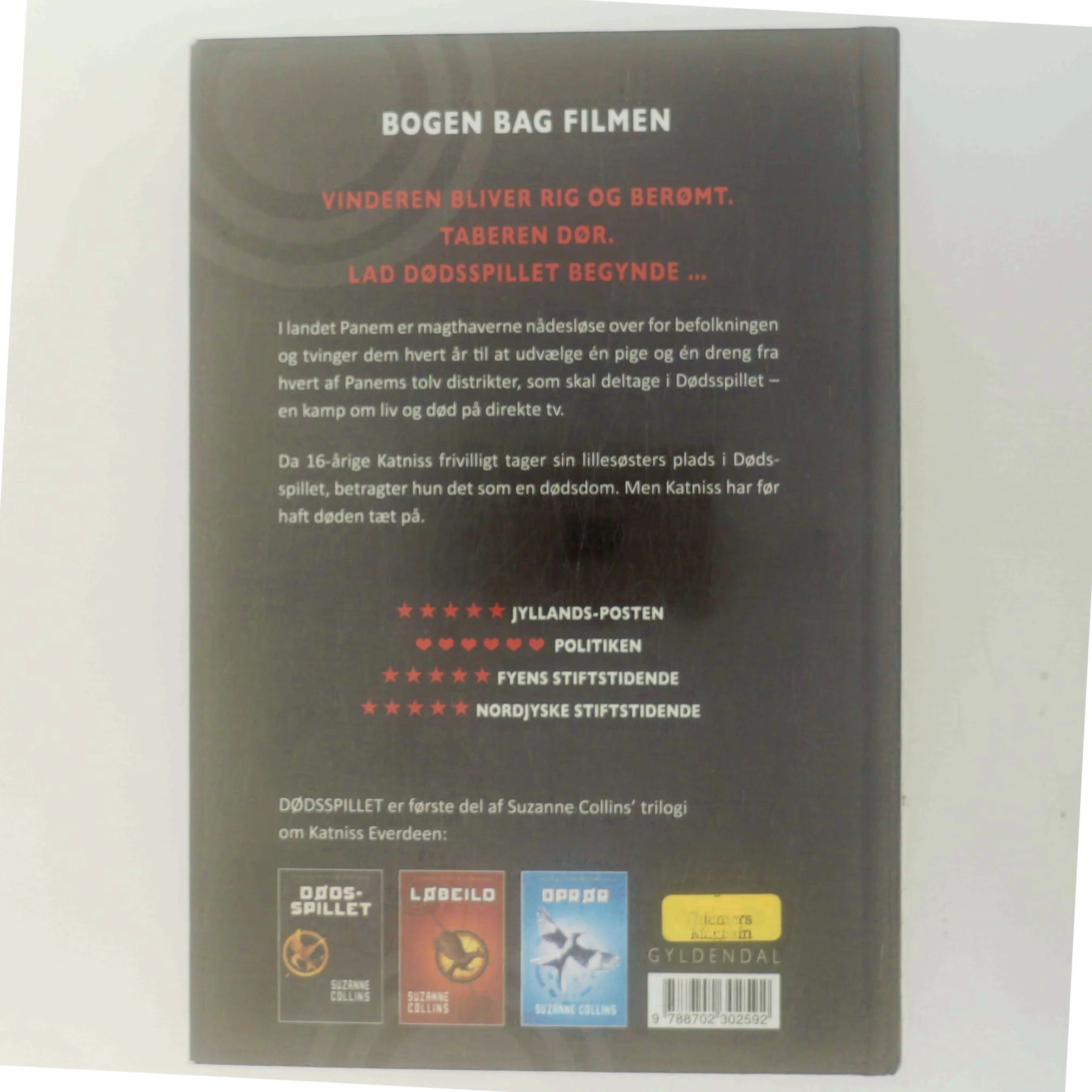 Dødsspillet (Ill. Nico Delort) af Suzanne Collins (Bog)