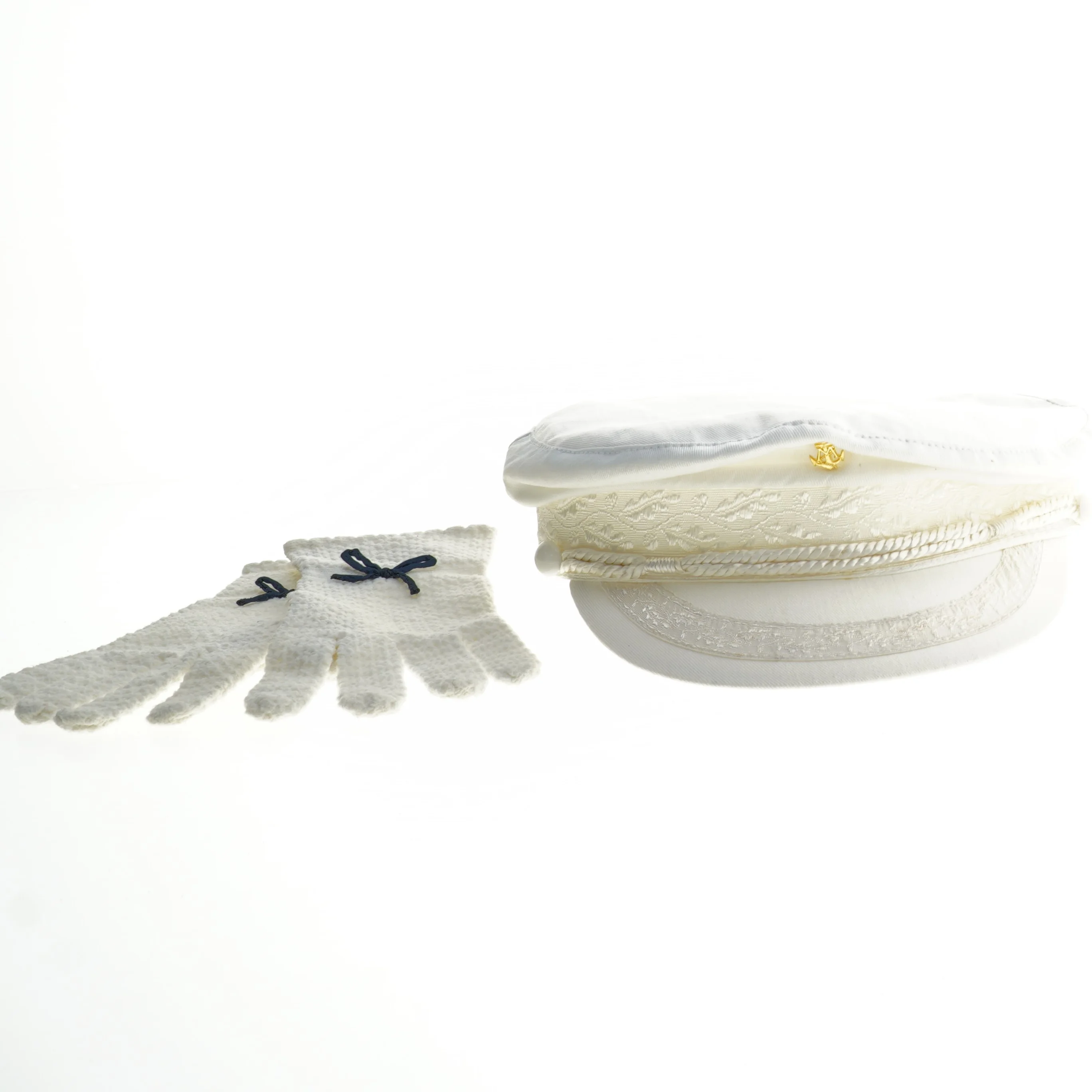 Kasket med hvide handsker (str.ca.54)