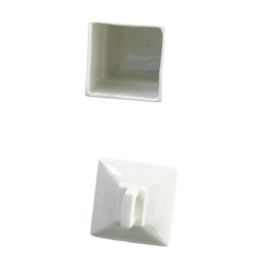 Kardemuma opbevaring fra Jnge (str. 8 x 5 cm)