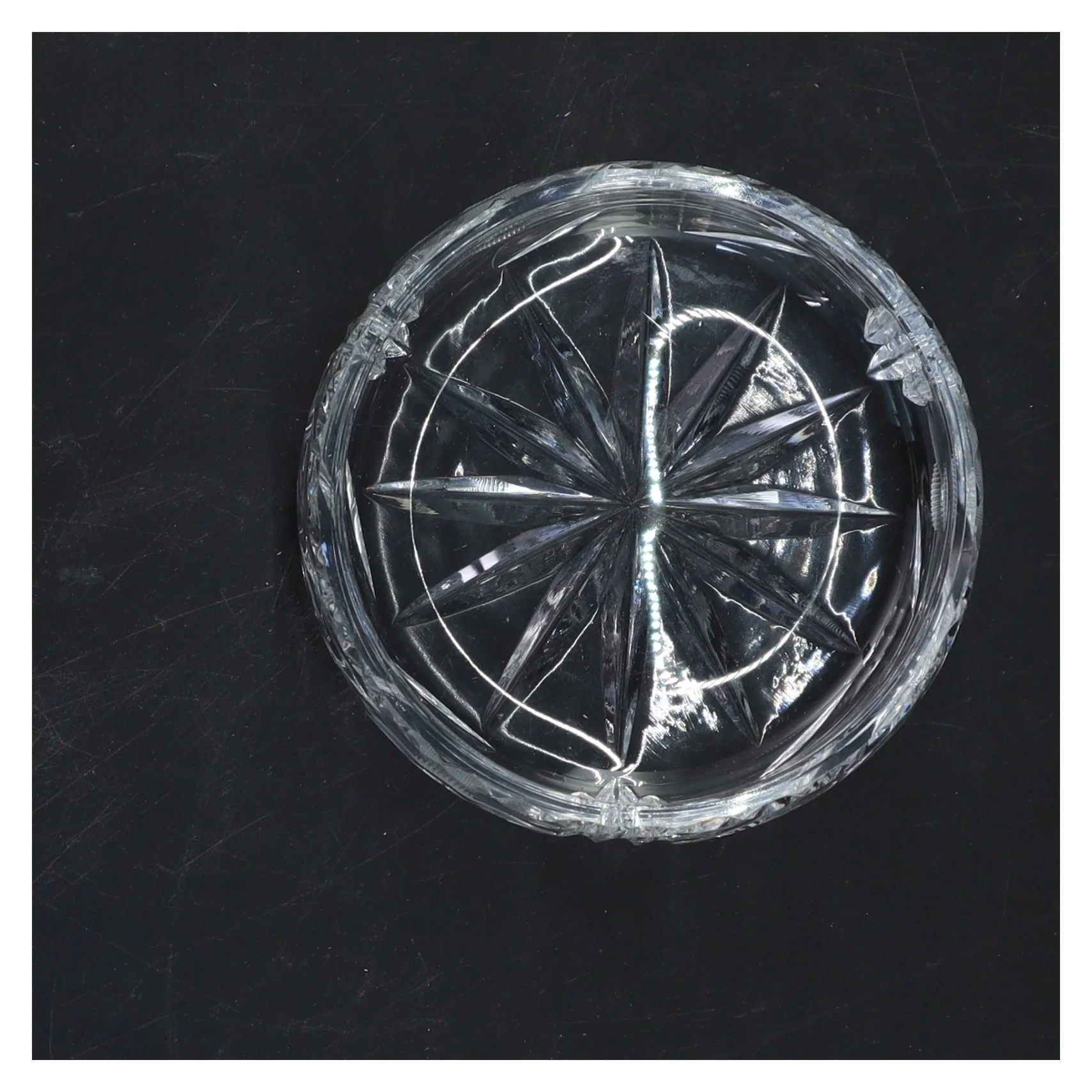 Krystal skål (str. 11x5 cm)