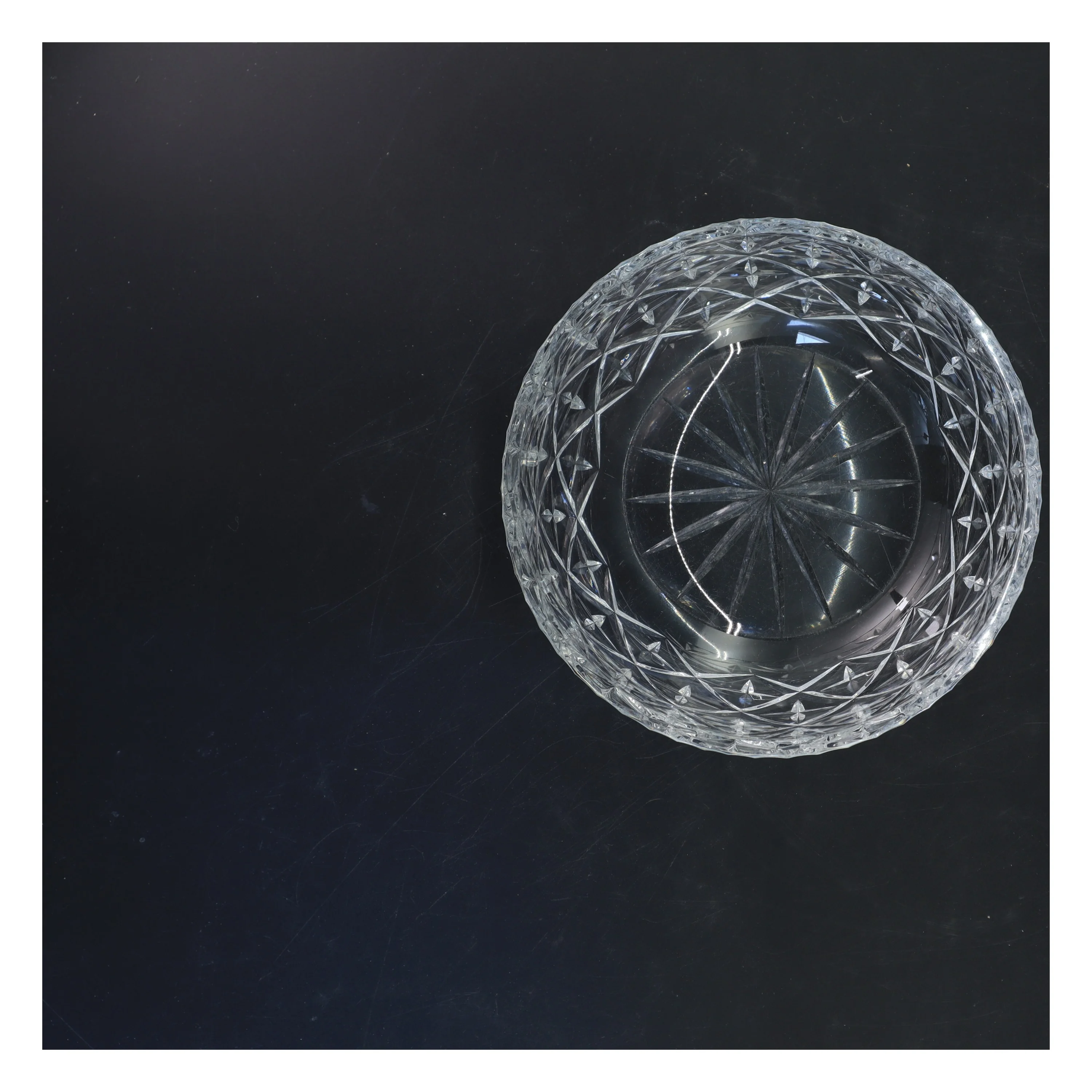 Glas krystal skål (str. 9x20 cm)