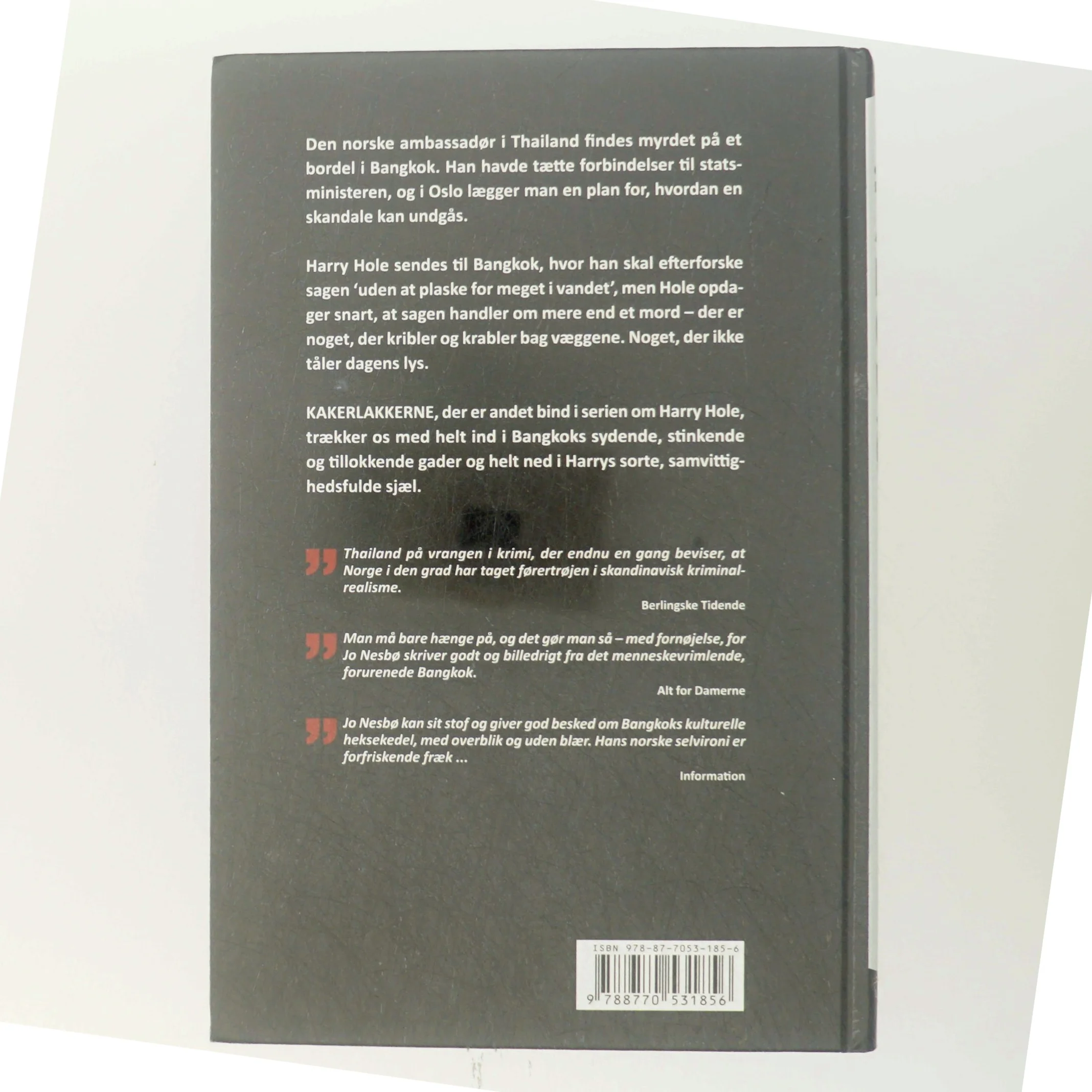 Kakerlakkerne af Jo Nesbø (Bog)