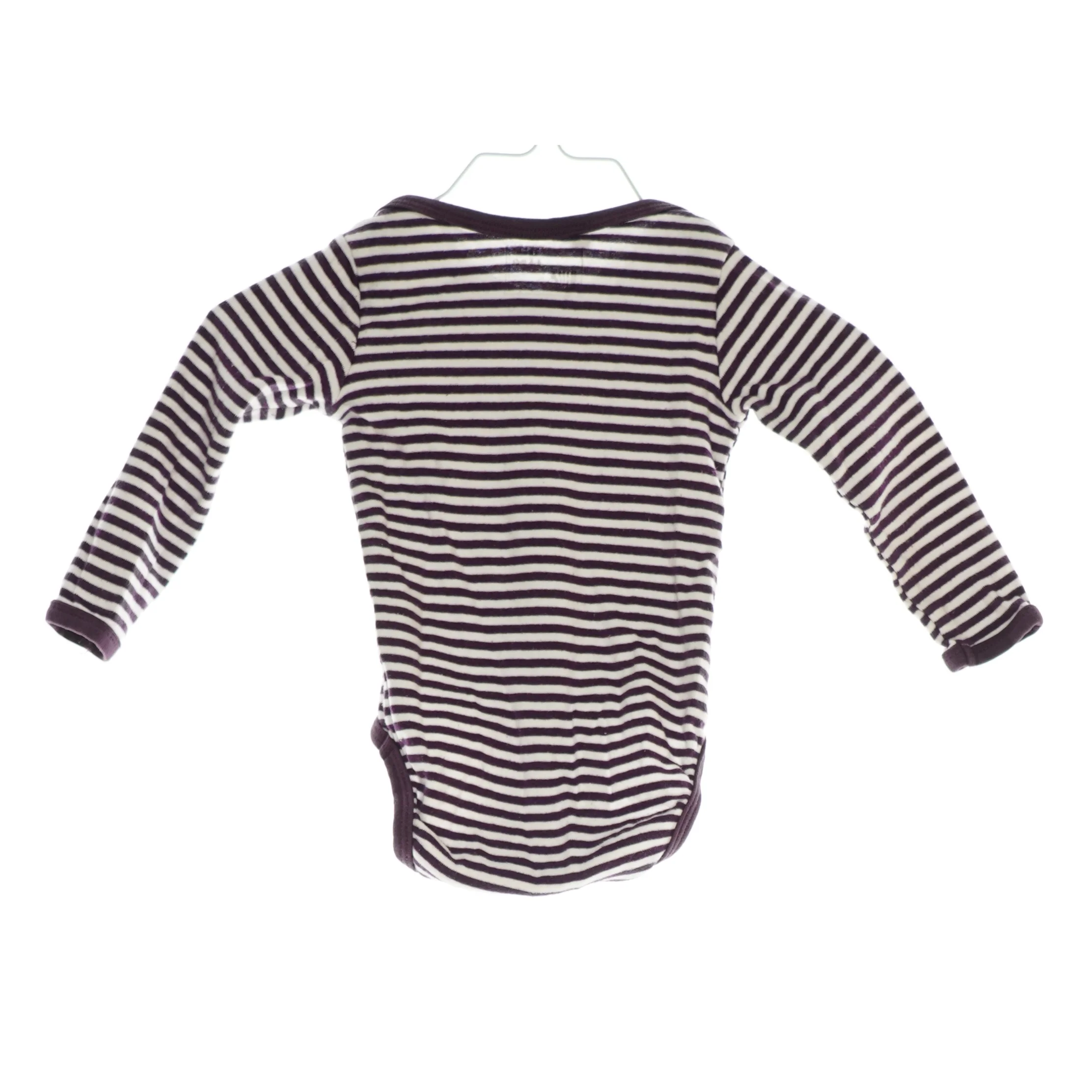 Hvid/lilla langærmet bodystocking fra Mads og Mette (Str. 68)