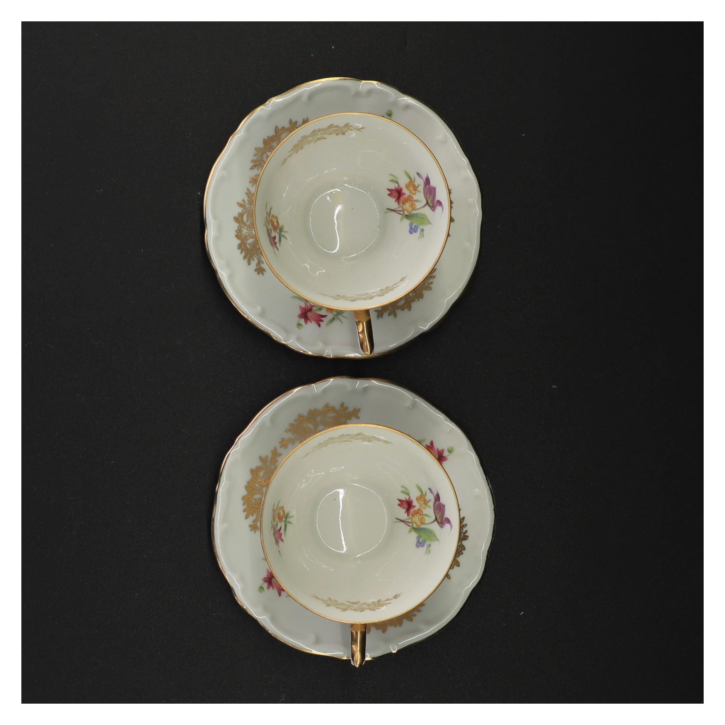 Porcelænskopper med underkopper (str. 12 x 6 cm)