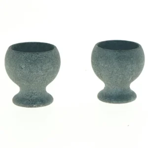 Sæt af to sten æggebægre (str. 4,5 x 4 cm)