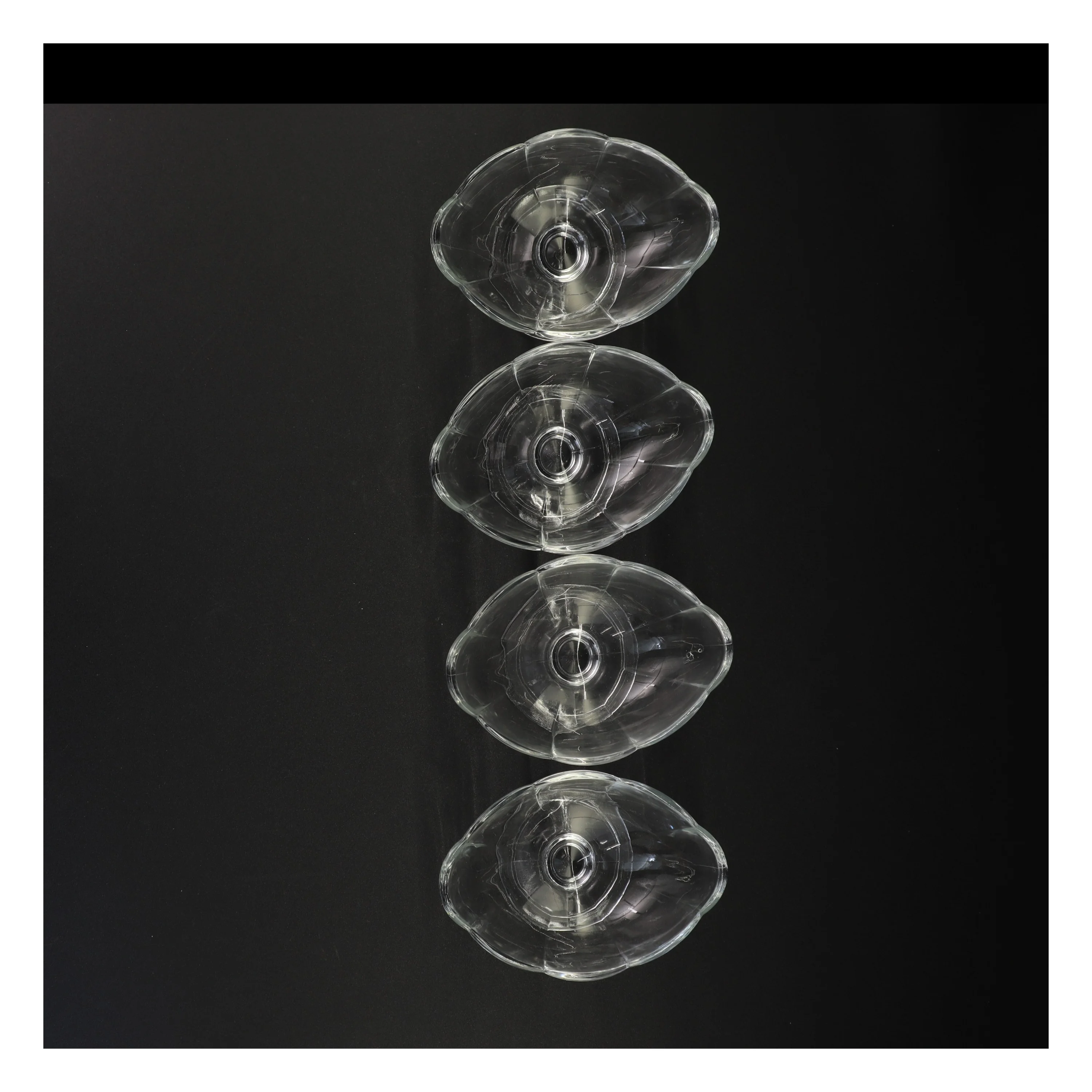 Glasdessertskåle (str. 13 x 9 cm)