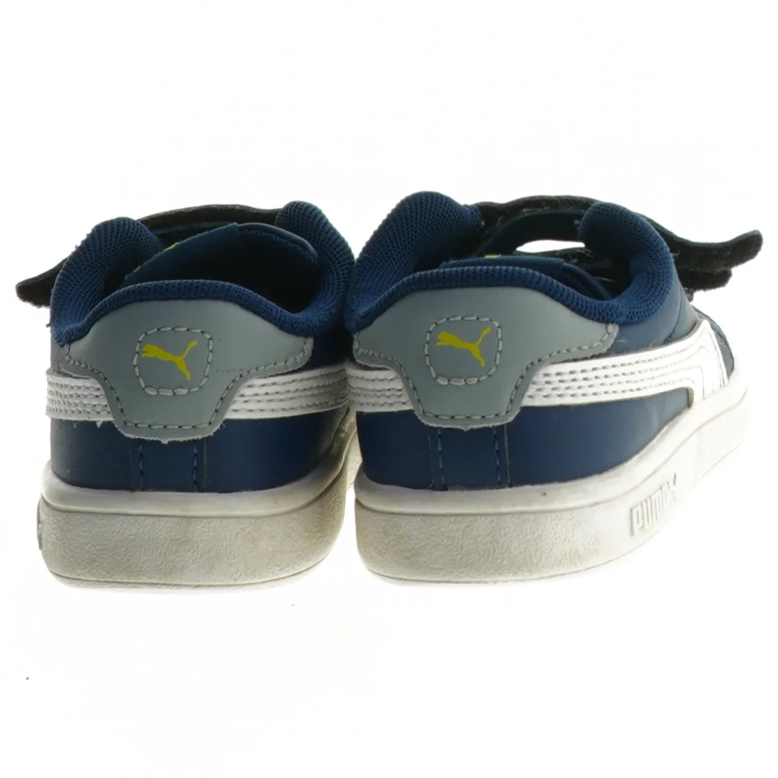 Børnesko med velcro fra Puma (str. 24)