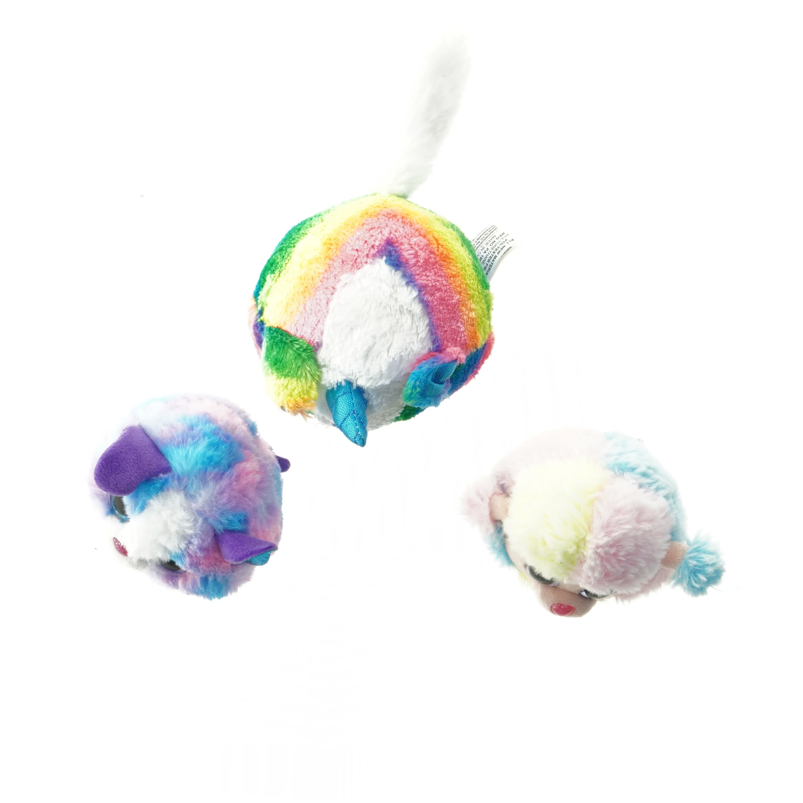 Plysdyr med regnbuefarver fra Typuff (str. 10 cm)