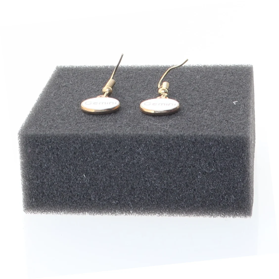 Øreringe med stjernetegnet Tvilling (str. Ø 14 mm)