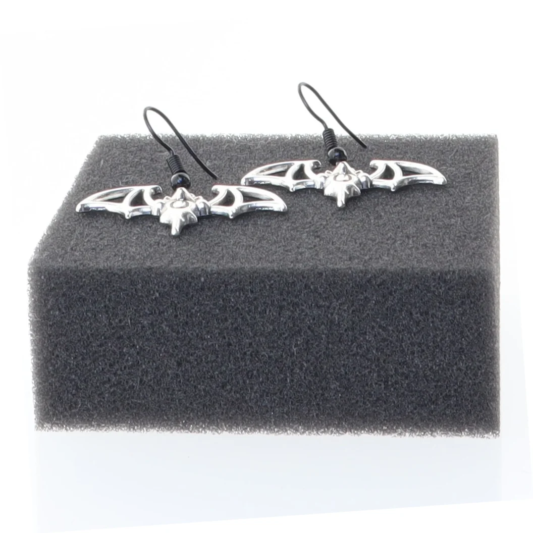 Flagermus-ørehængere (str. 3,5 x 2,5 cm)