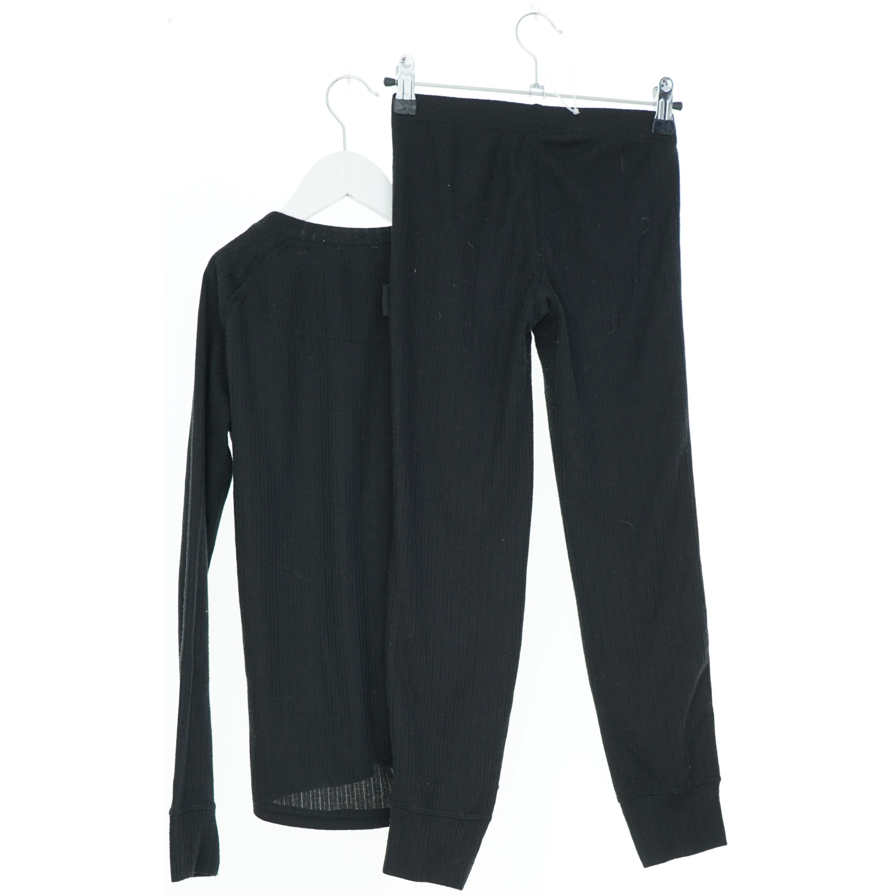 Sort termoundertøj sæt fra McKinley (str. 140)