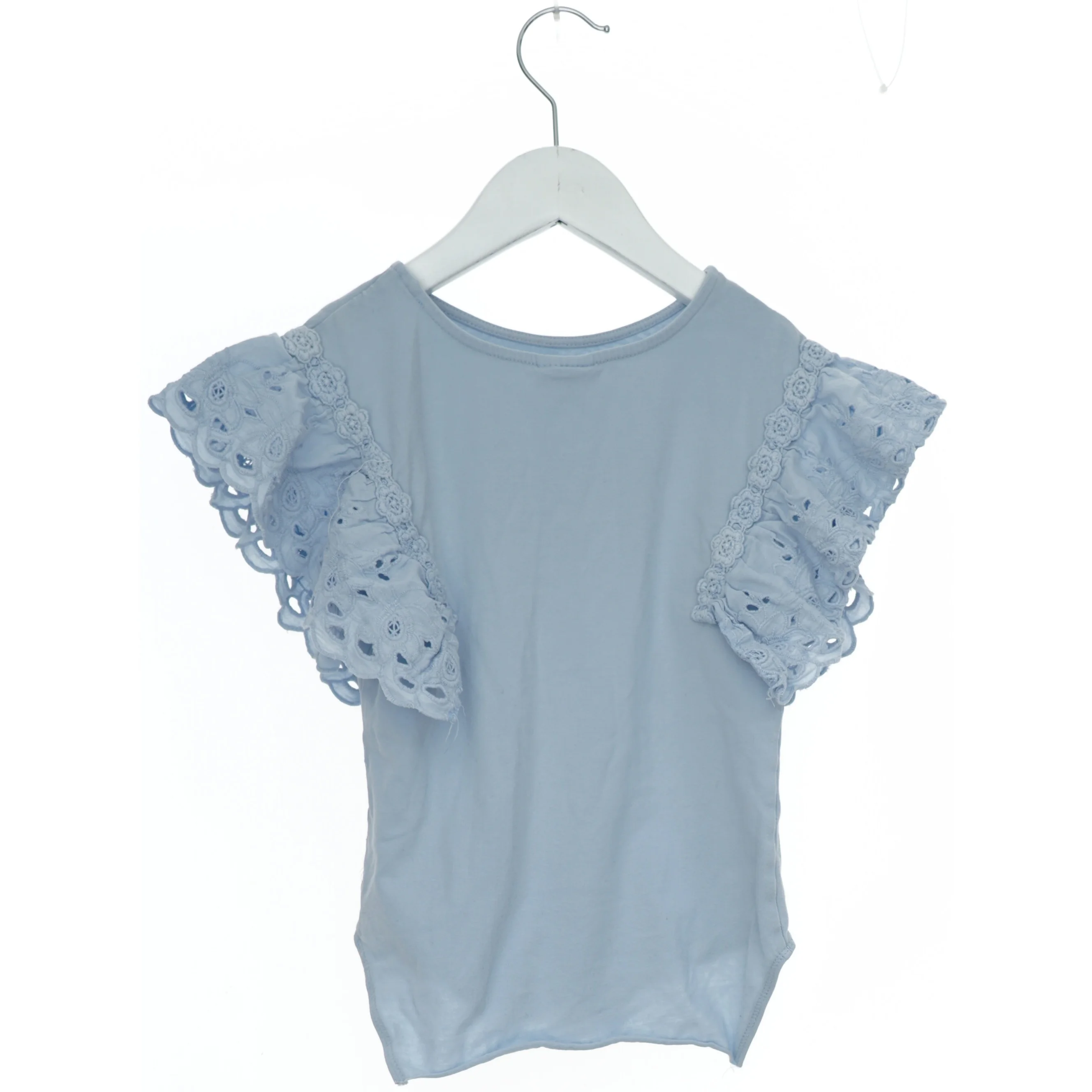 Bluse med blonder ærmer fra Zara (str. 140)