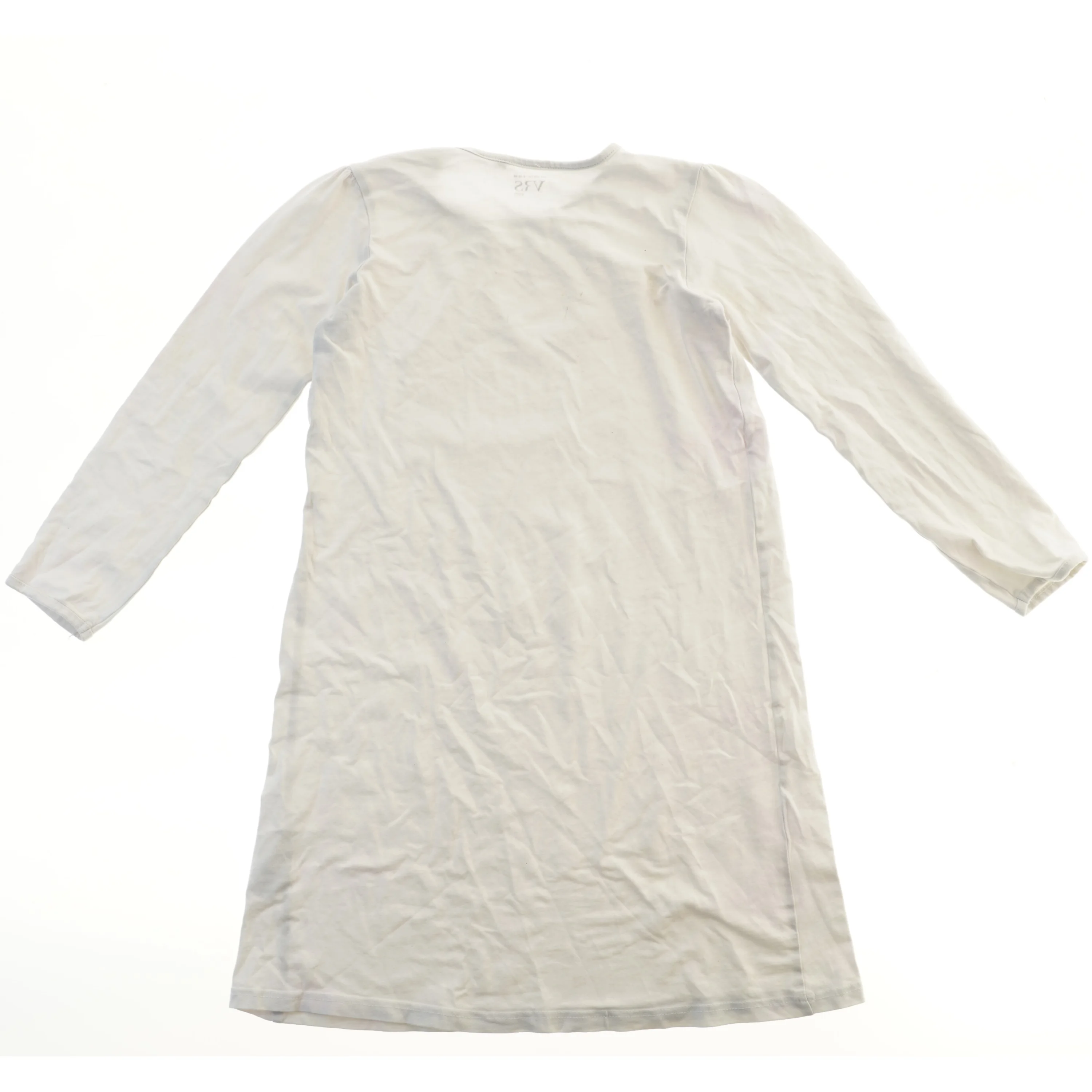 Langærmet hvid nattøj fra VRS (str. 134)