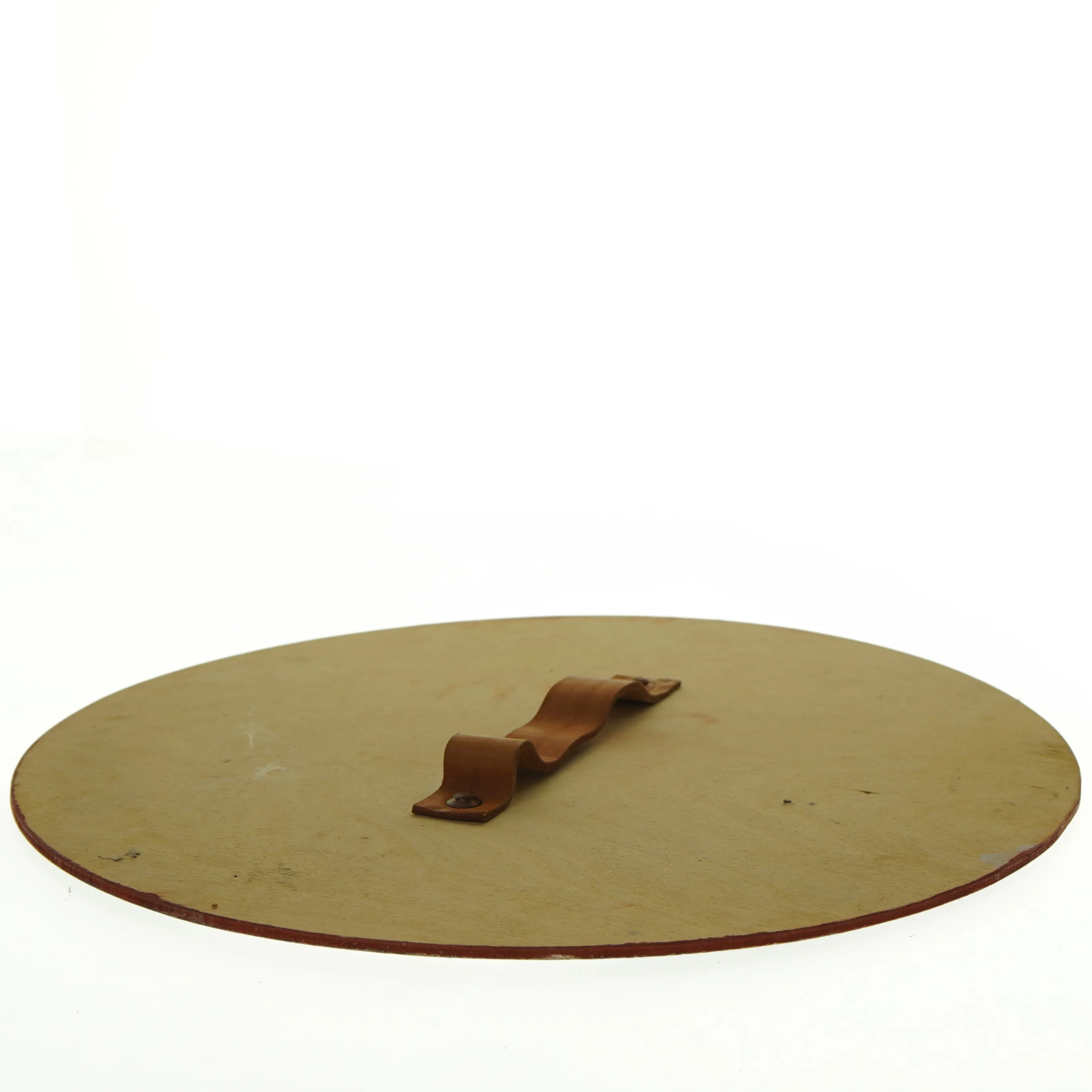 Håndmalet træskjold med læderhåndtag (str. Ø 36 cm)