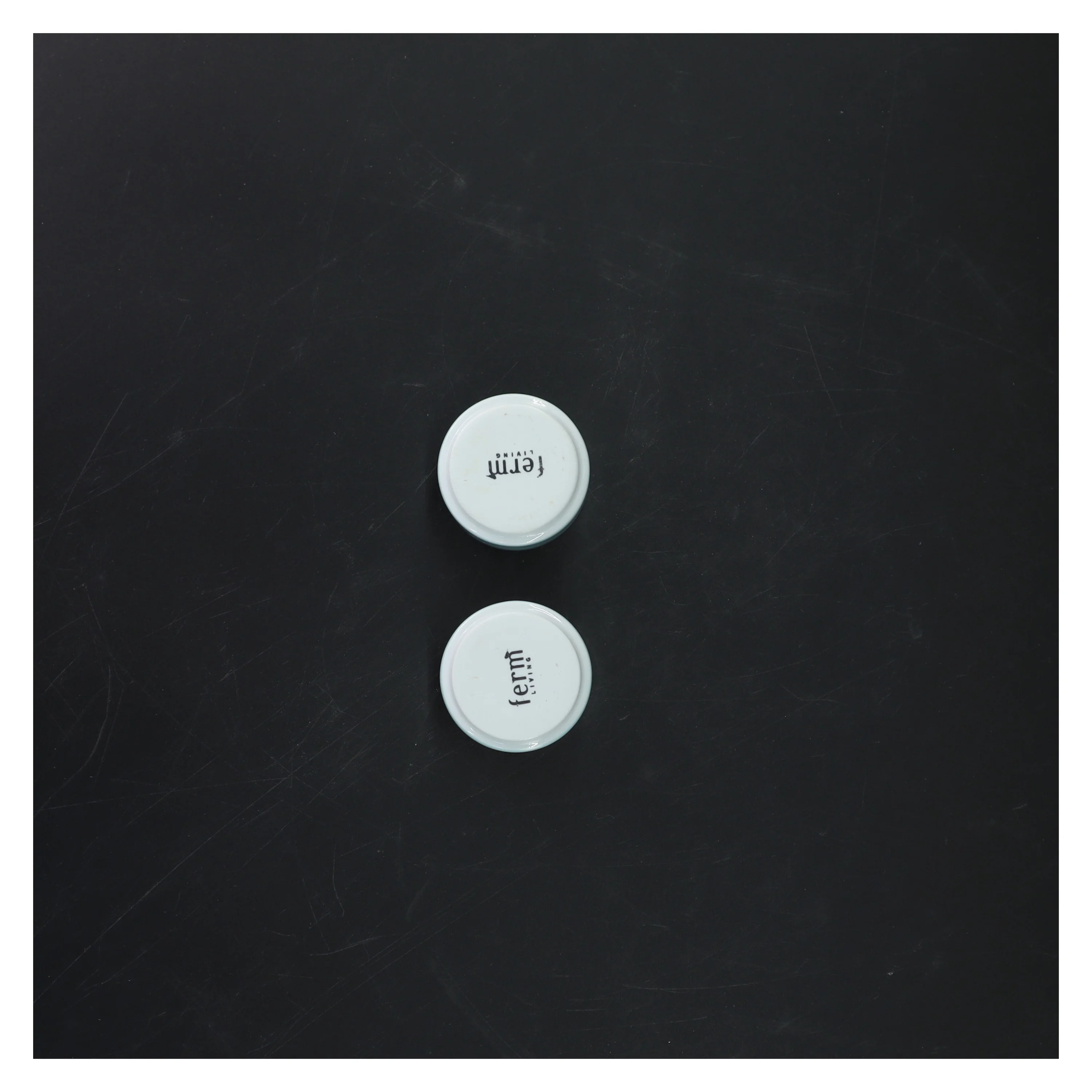 Lyseblå æggeblgre fra Ferm Living (str. Ø. 4,5 cm. 2 styk)