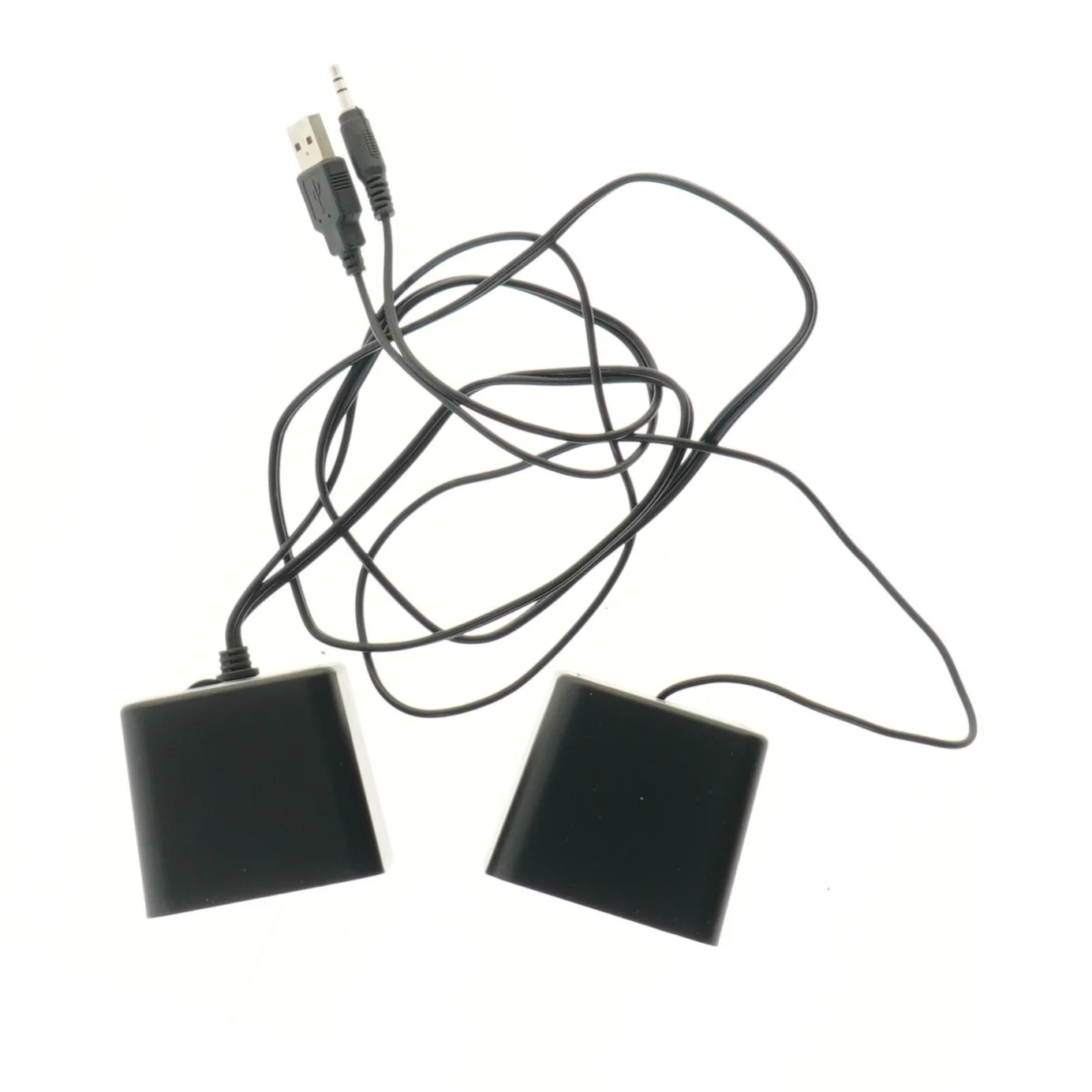 Sæt med Trust højtalere fra Trust (str. 2 stk 7,5 cm)