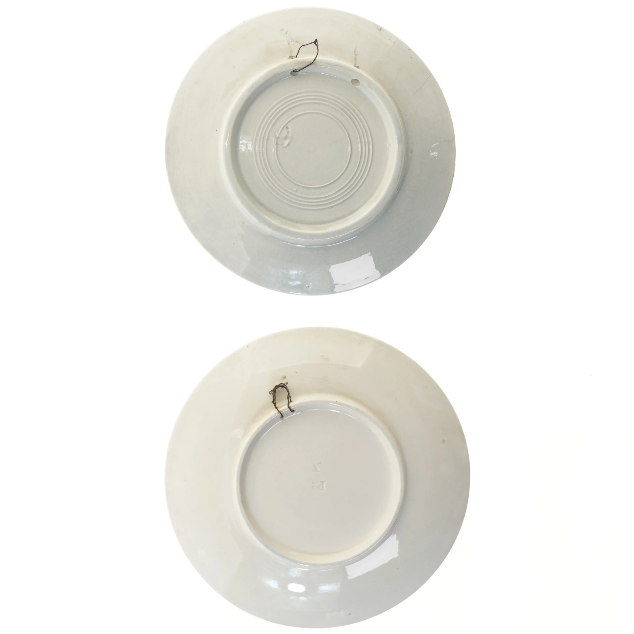 Vægdekoration tallerkener med landskabsmotiver (str. Ø 26 & 24,5 cm)