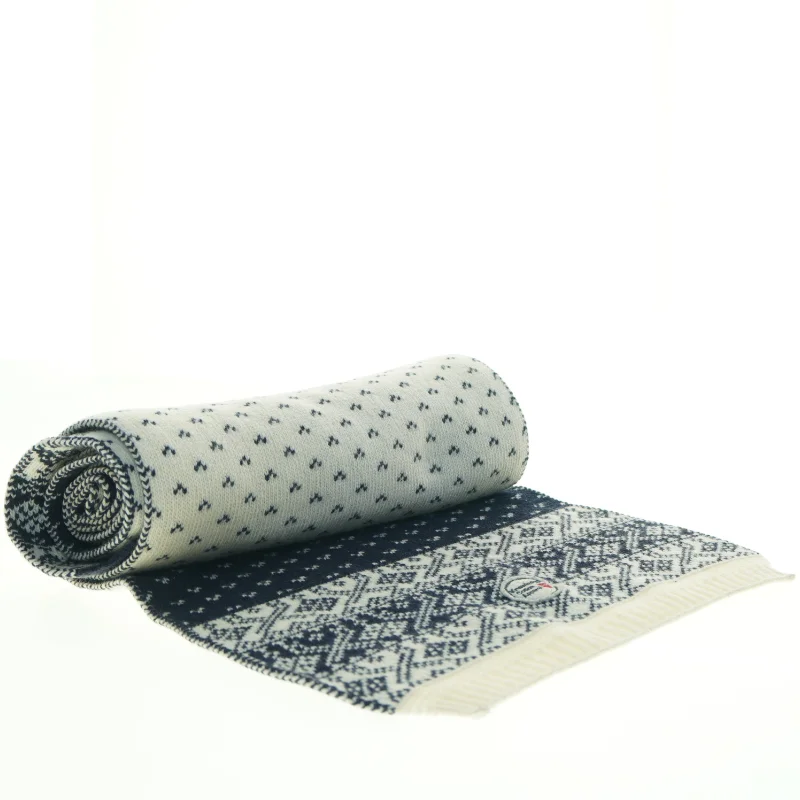 Strikket tæppe fra Knowledge Cotton Apparel (str. 33 x 200 cm)