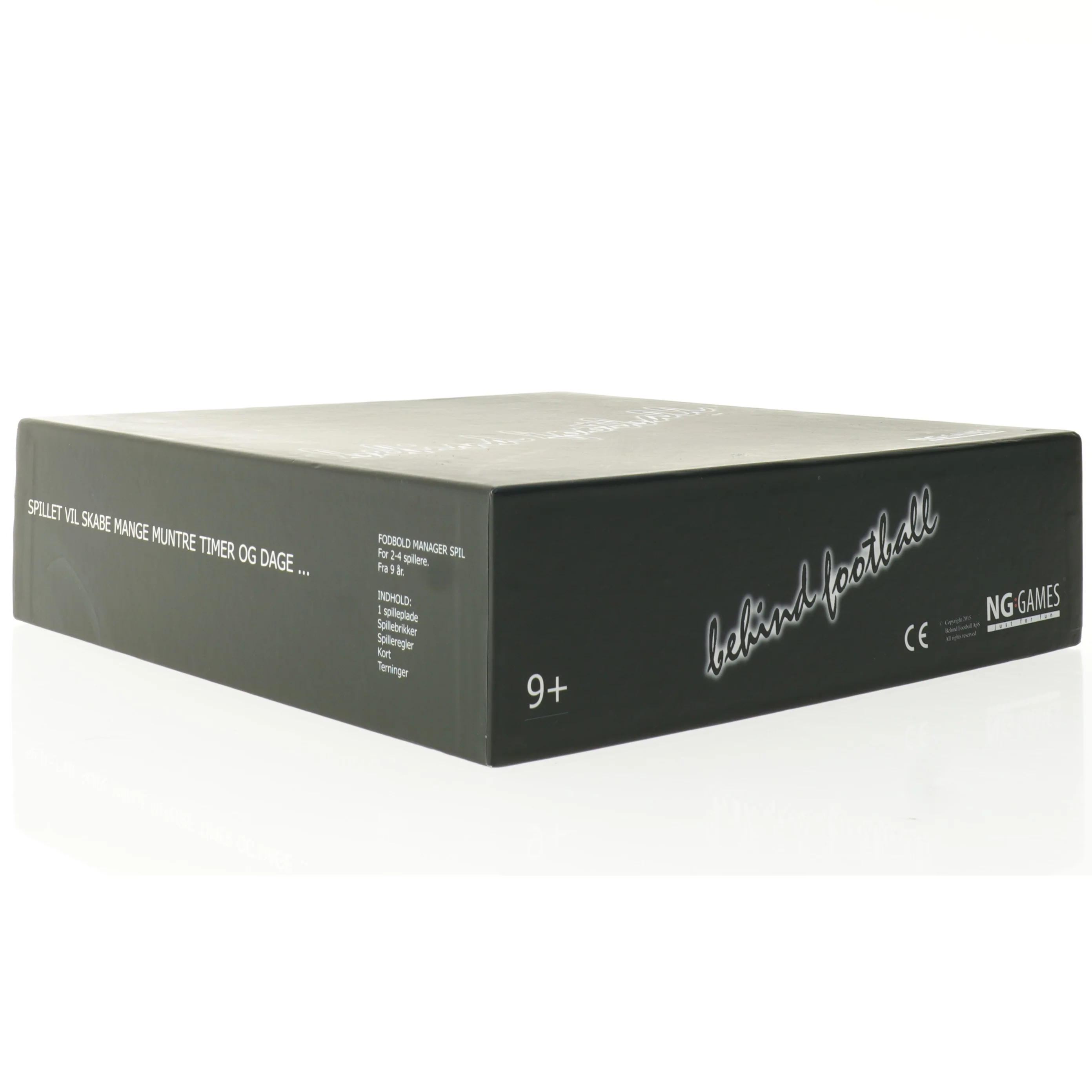 'Behind Football' fra NG Games (str. 30 x 30 x 8 cm)