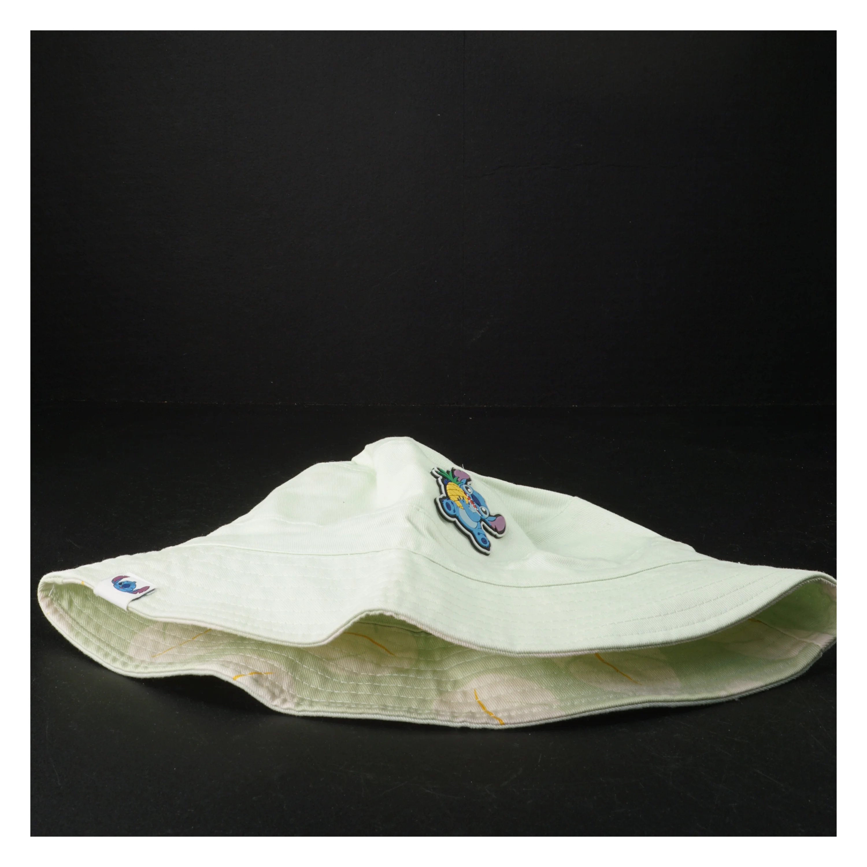 Lilo & Stitch bølle hat med tegneseriefigur fra Zara (str. 29 og 17 cm i diameter)